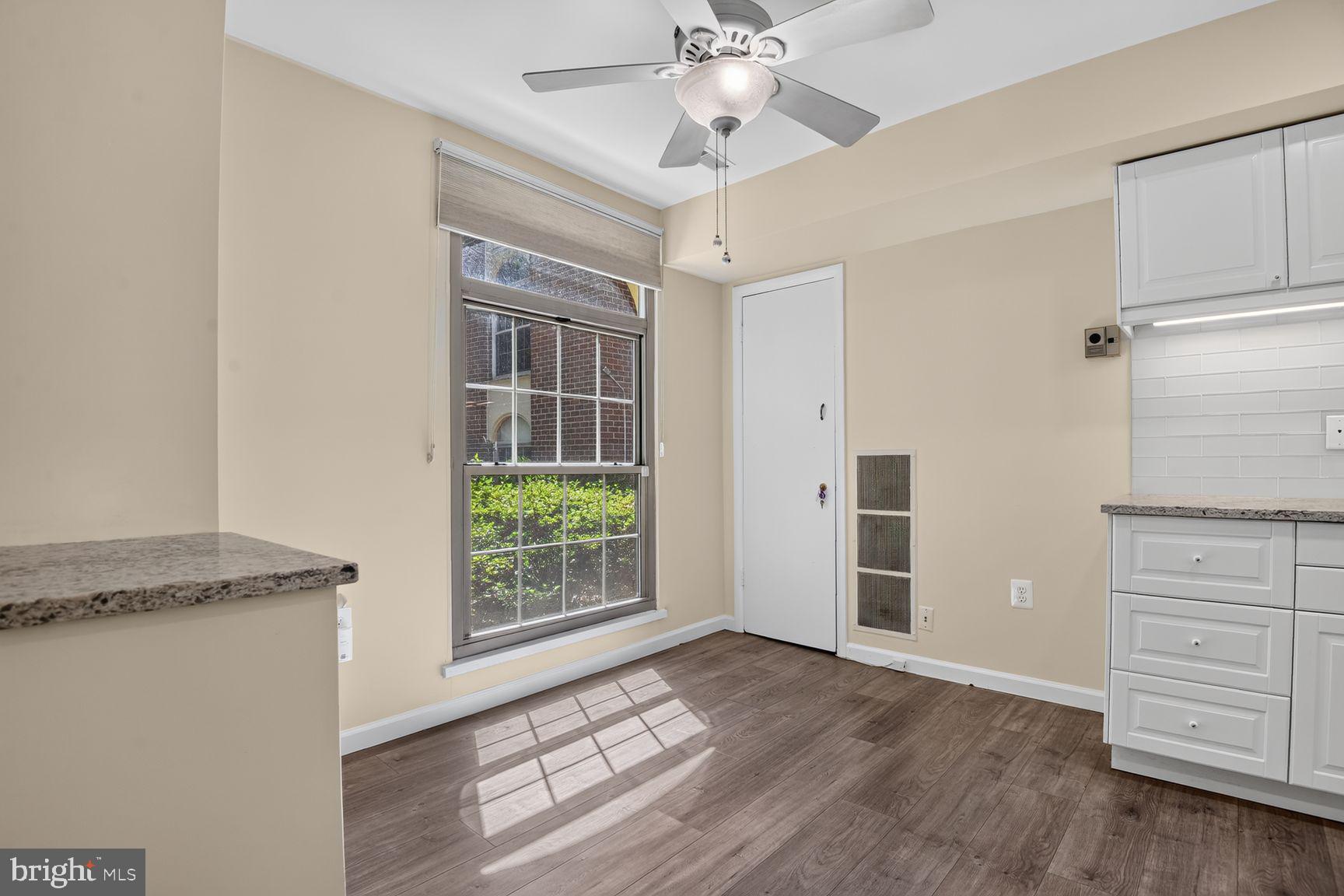 WOODBURN VILLAGE - Residential