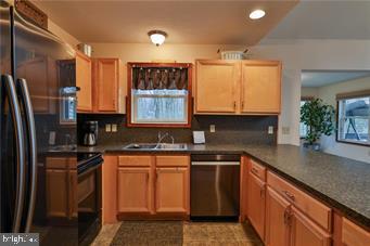 PLEASANT VALLEY WEST - Residential