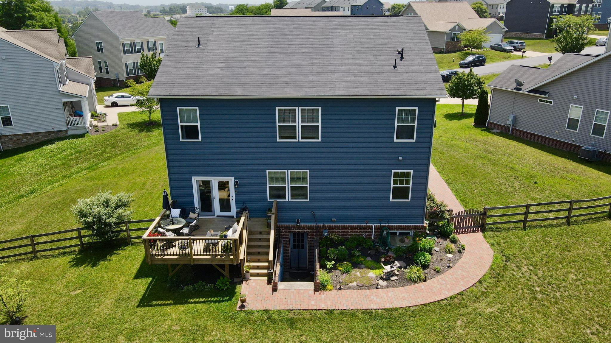 BLUE RIDGE SHADOWS - Residential