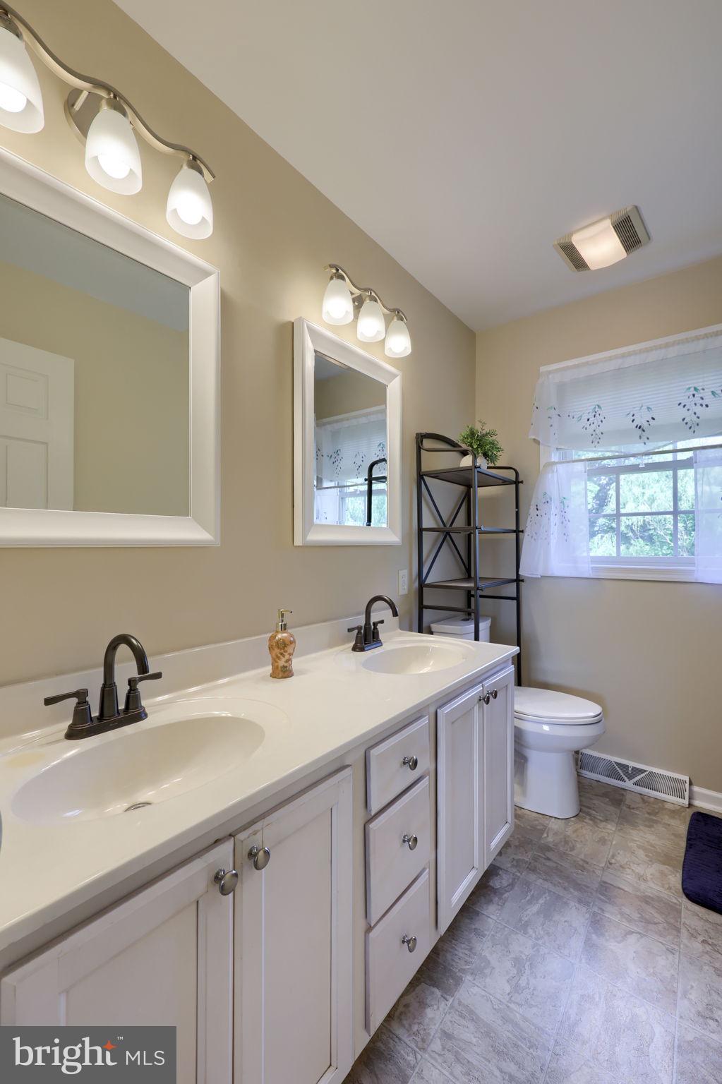 CEDAR BLUFF - Residential