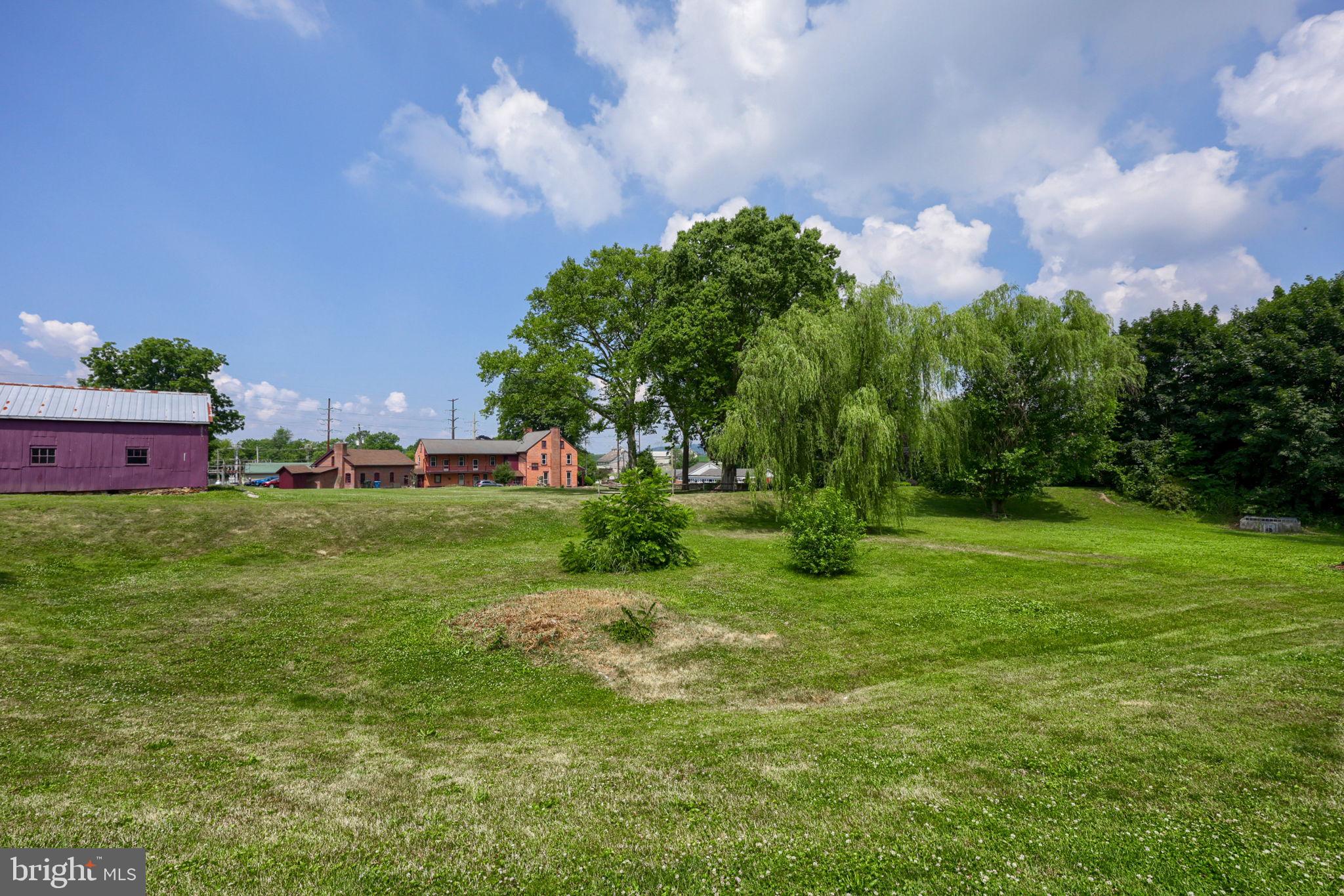 CEDAR BLUFF - Residential