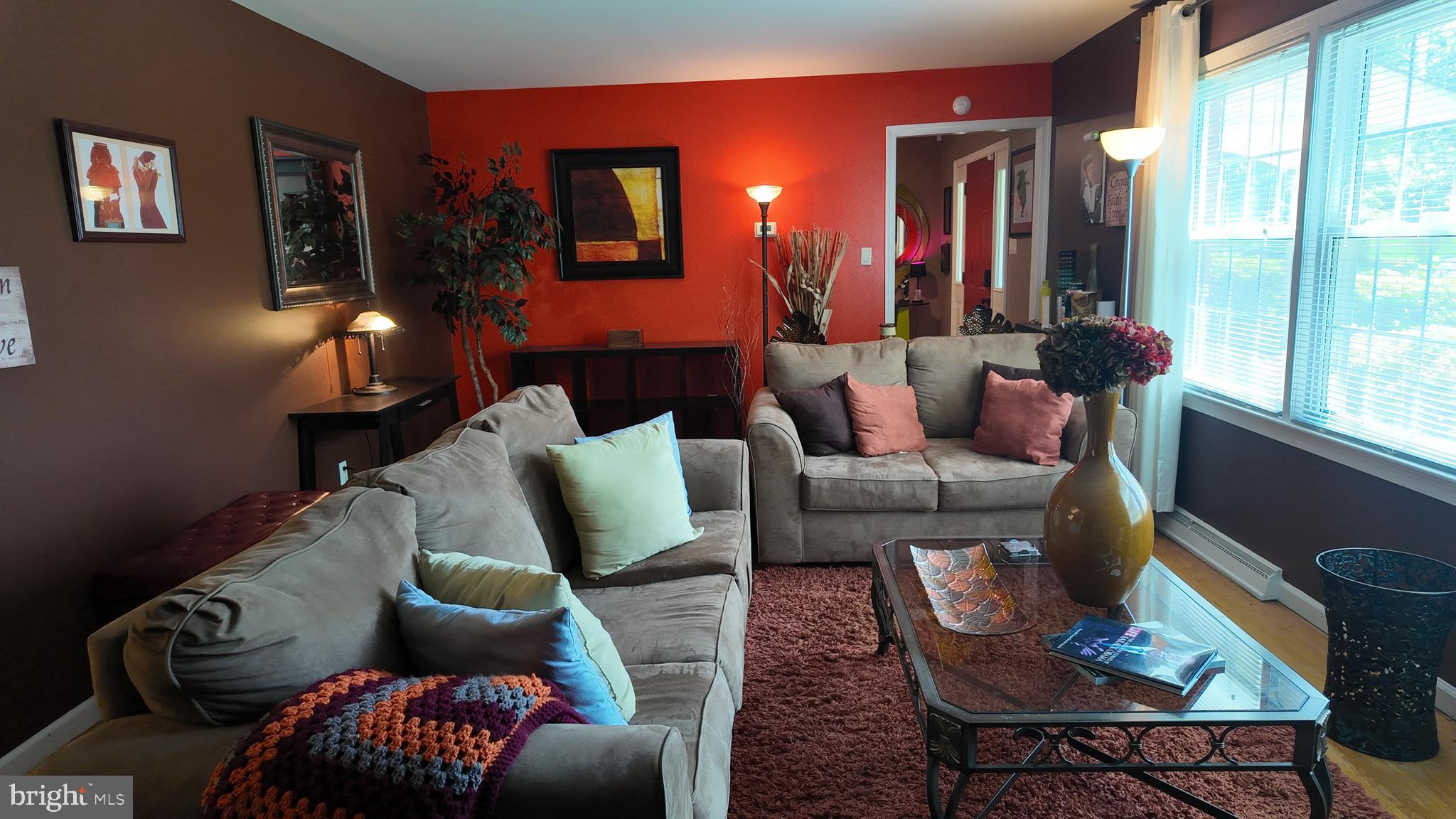 BROADVIEW - Residential