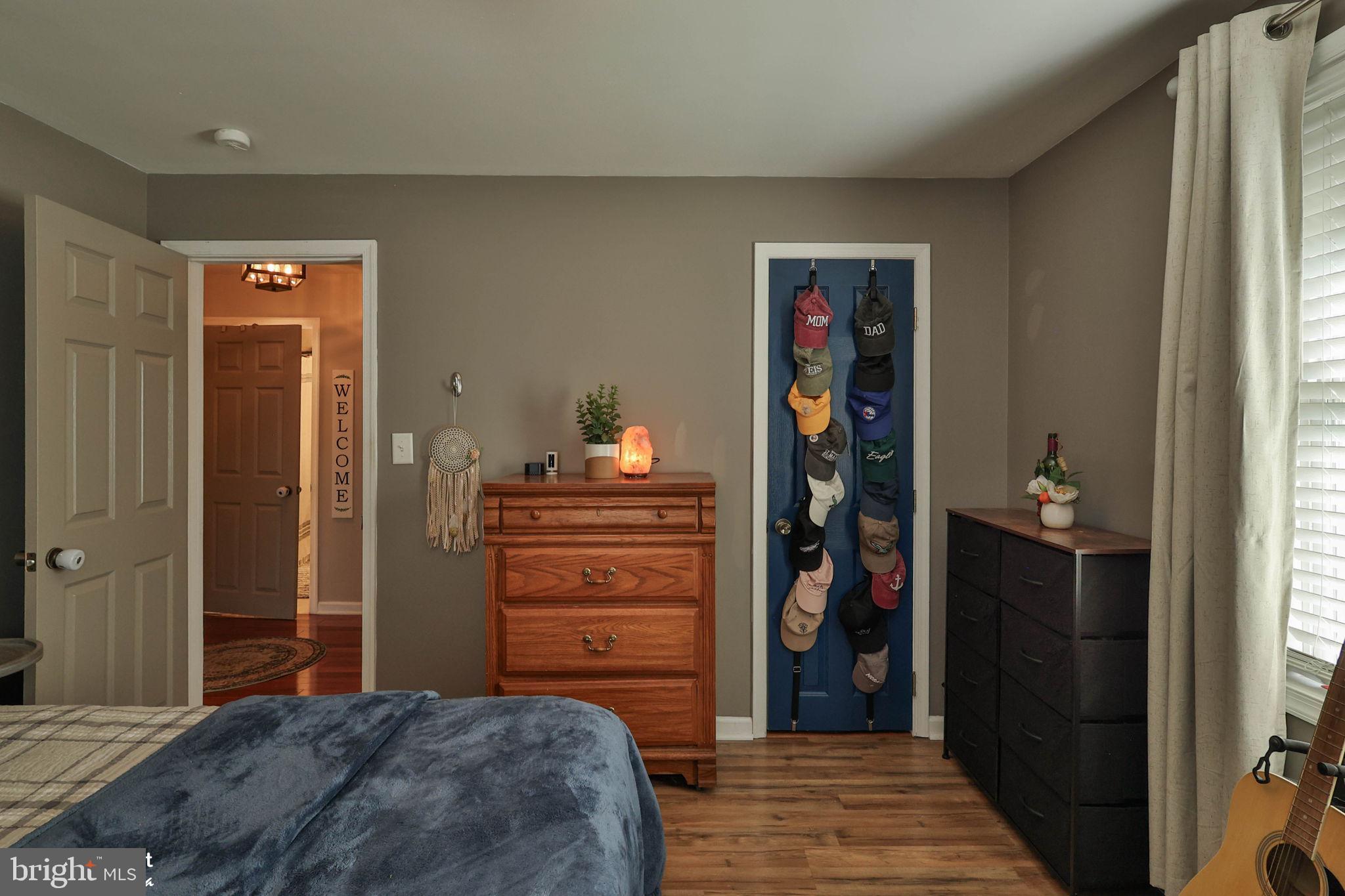 MIDWAY MANOR - Residential
