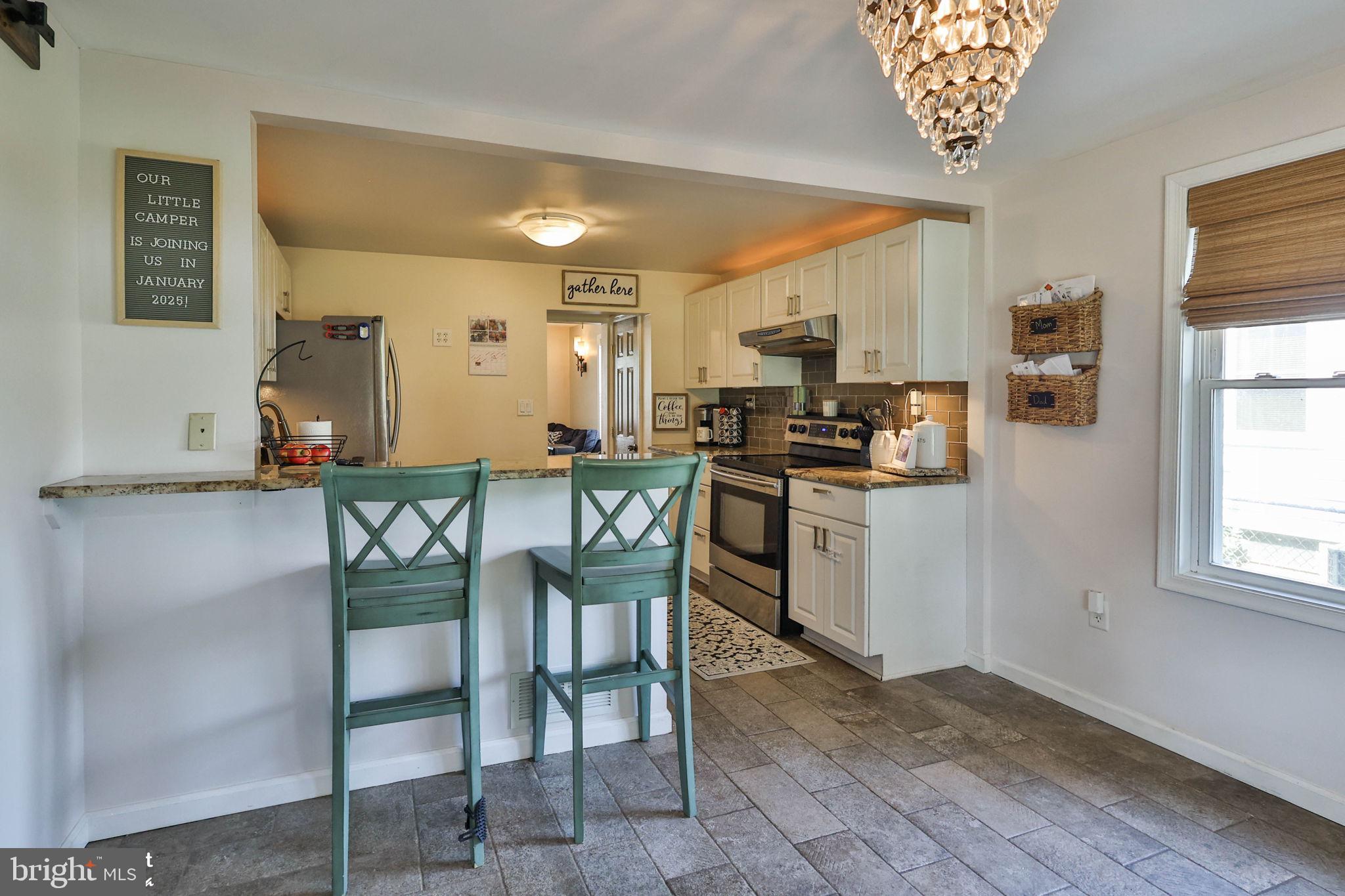 MIDWAY MANOR - Residential