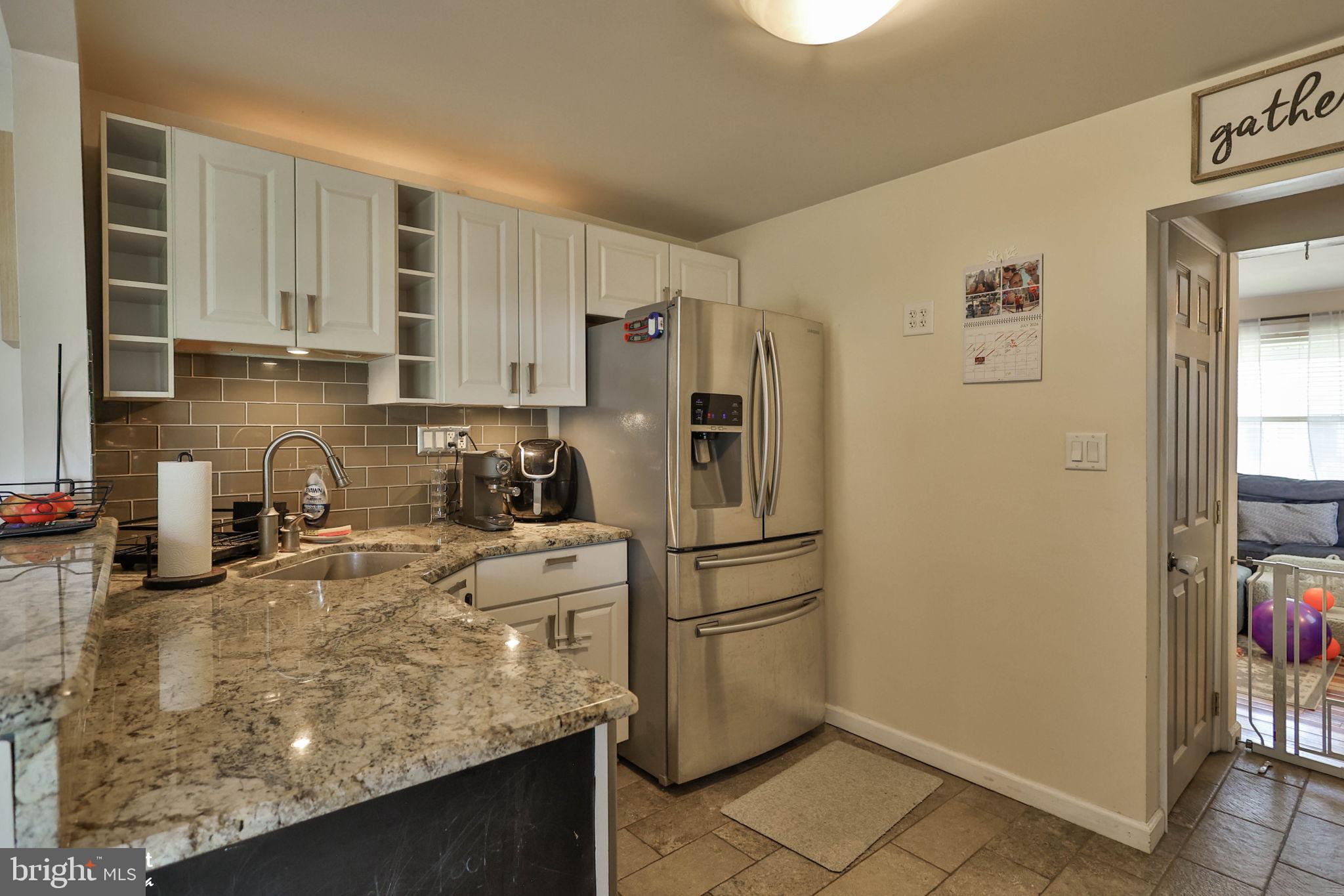 MIDWAY MANOR - Residential