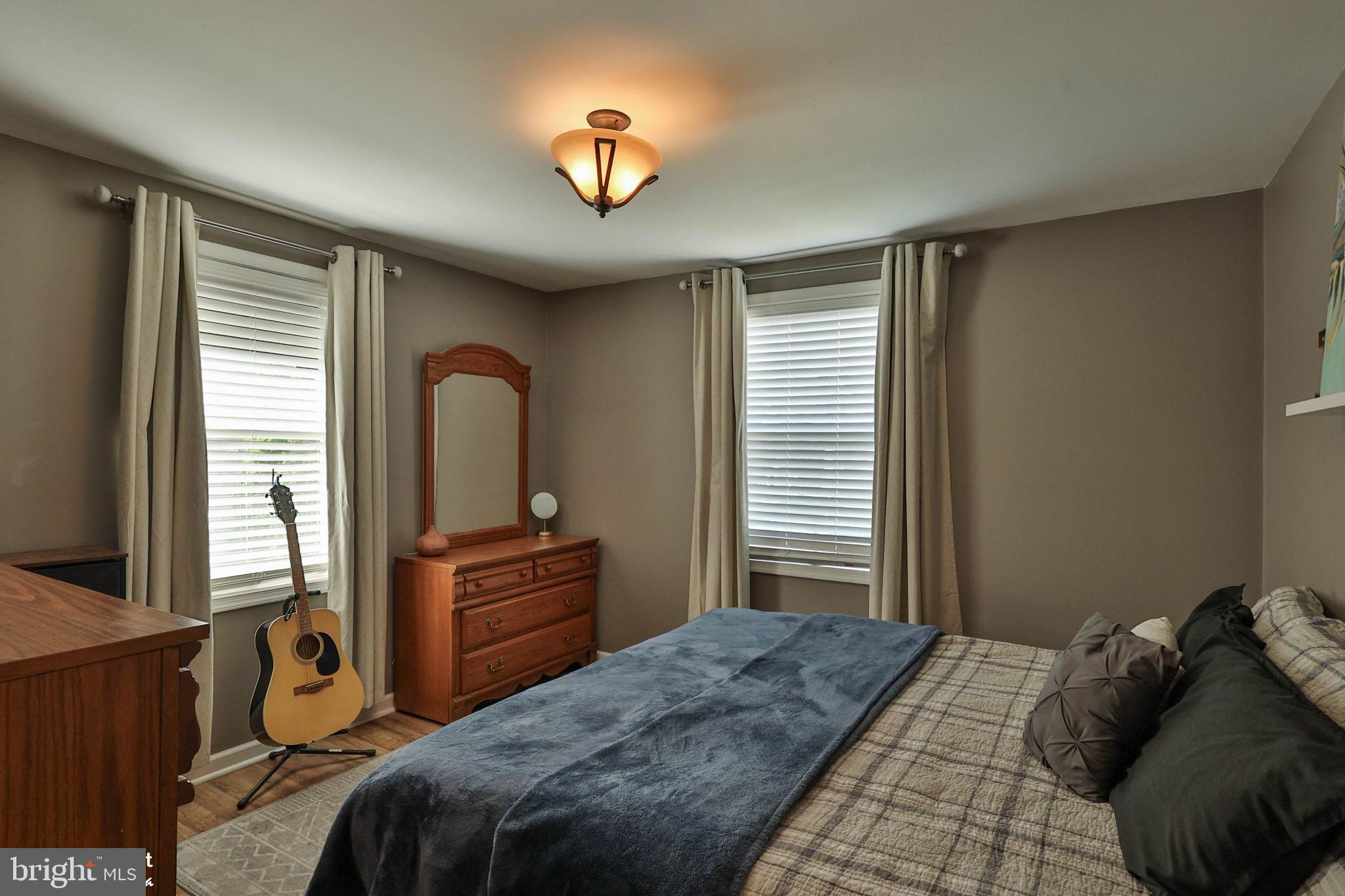 MIDWAY MANOR - Residential