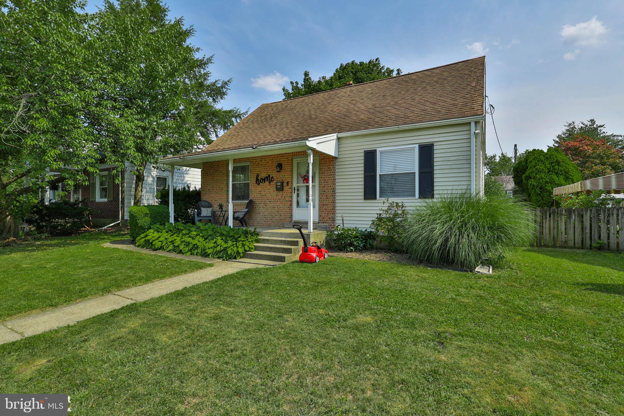 MIDWAY MANOR - Residential