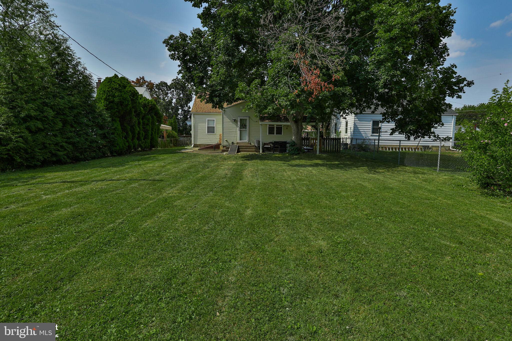 MIDWAY MANOR - Residential