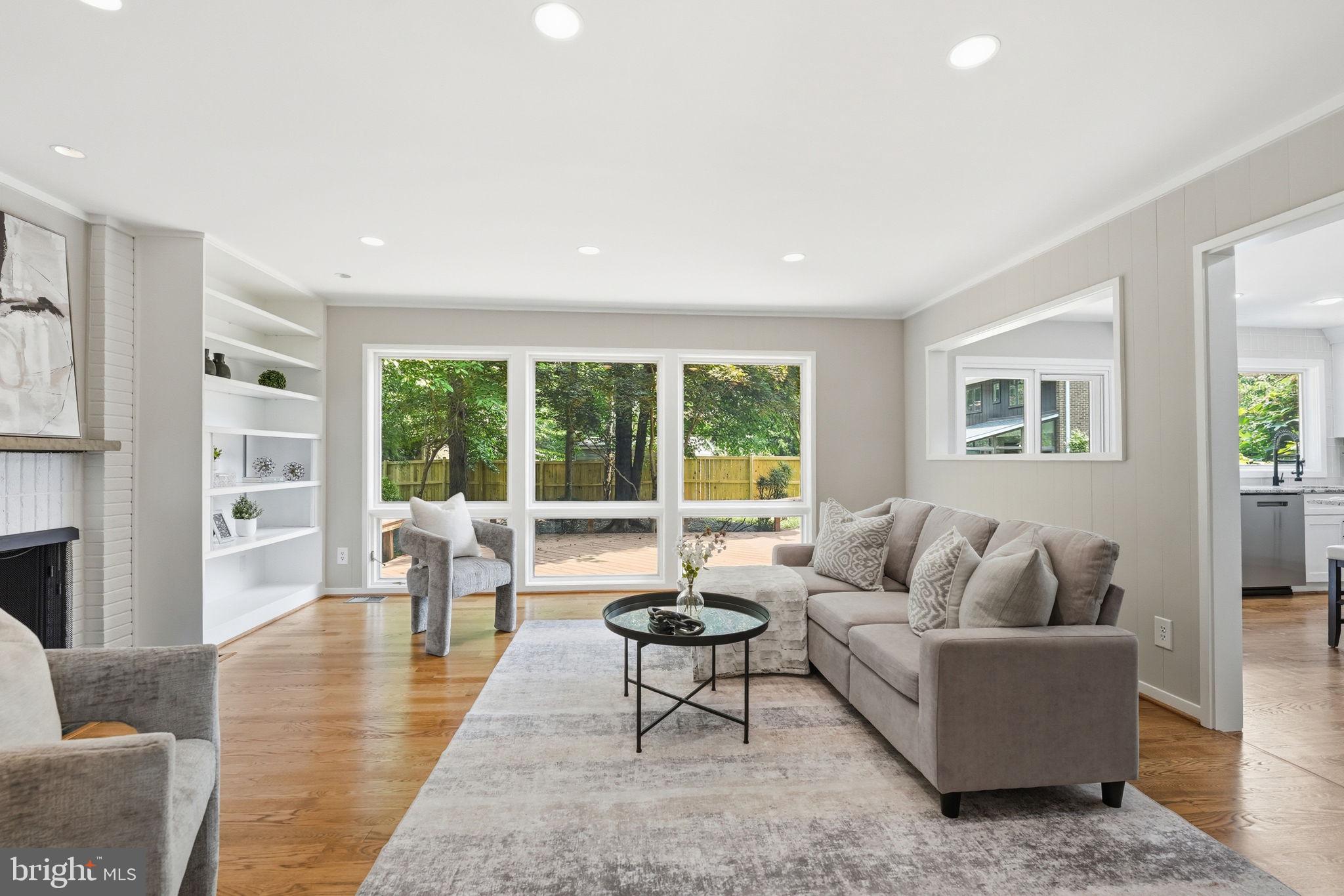 MANTUA WOODS - Residential