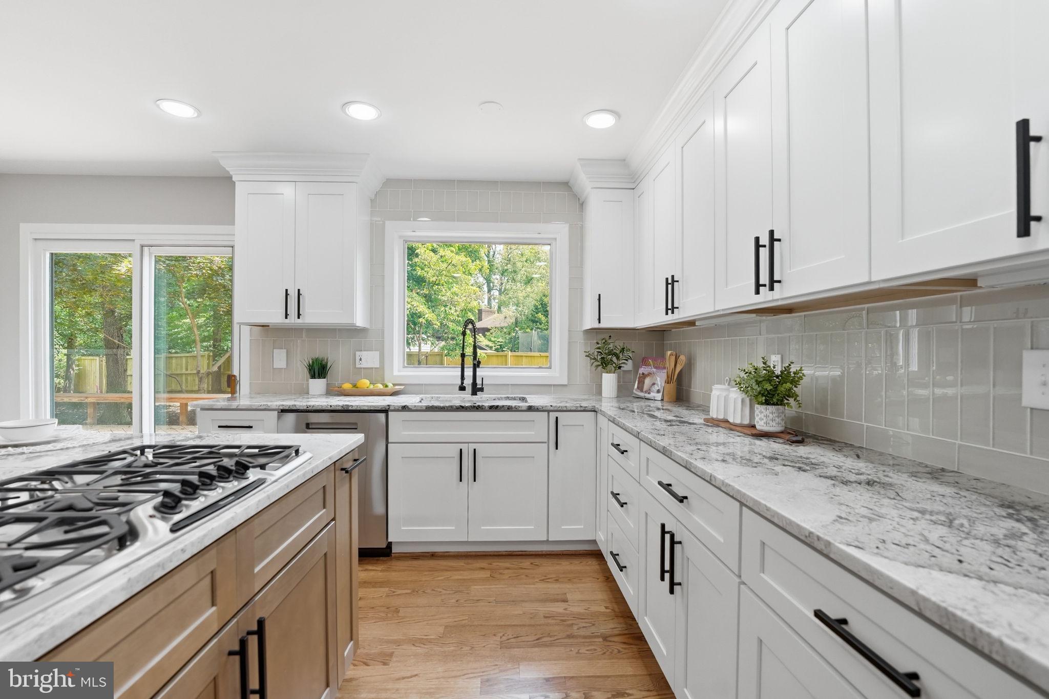 MANTUA WOODS - Residential