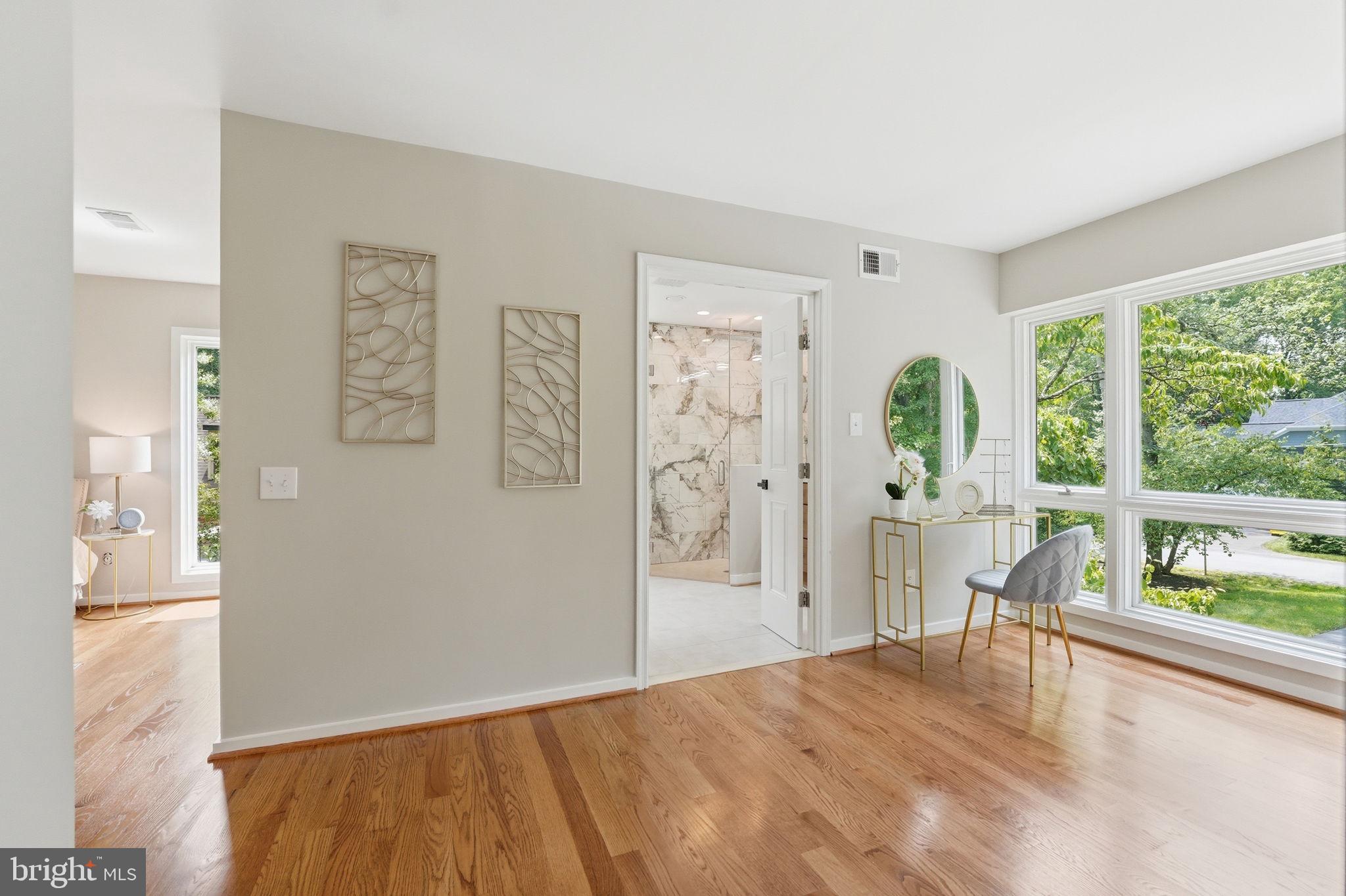 MANTUA WOODS - Residential
