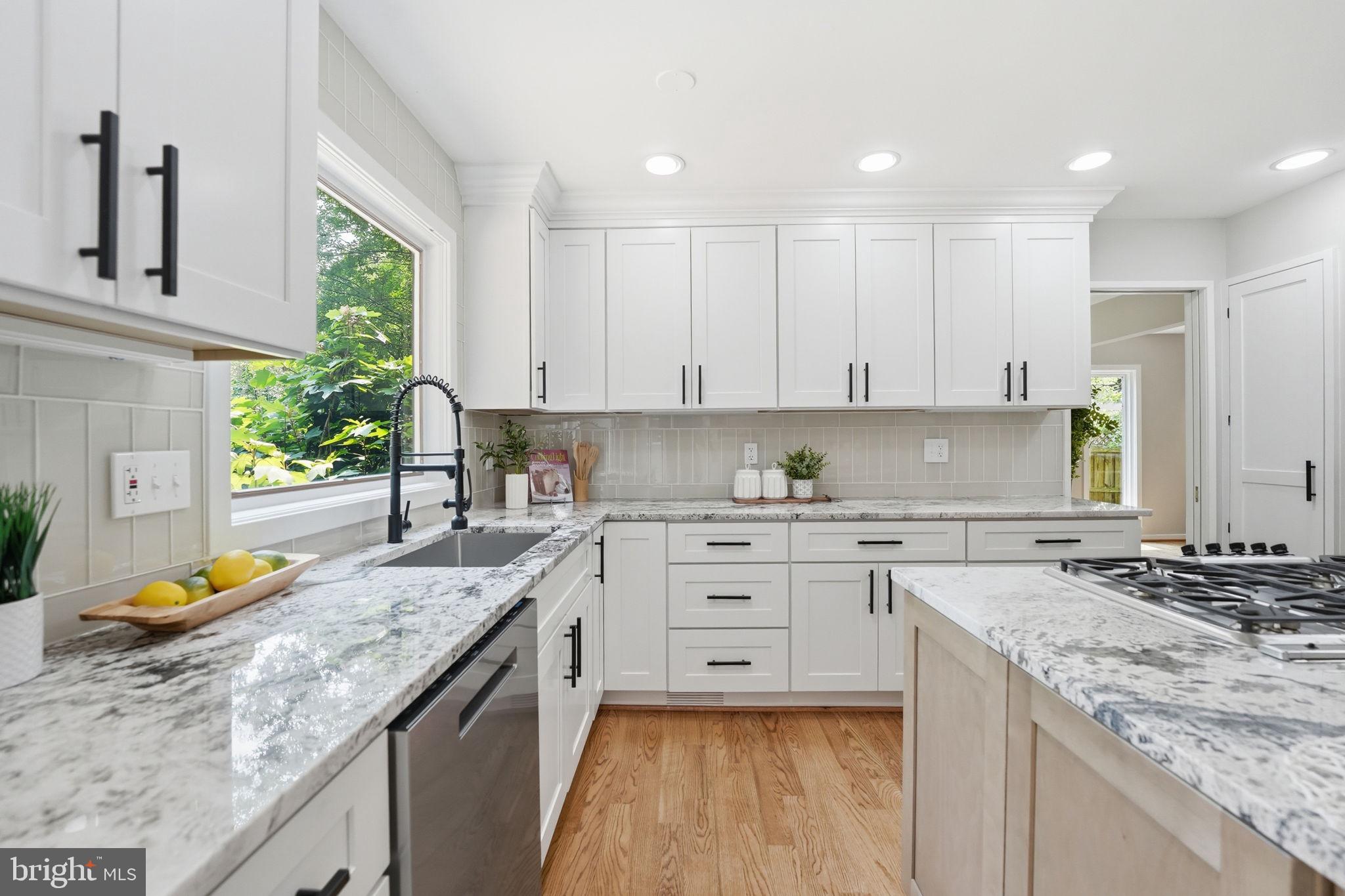MANTUA WOODS - Residential