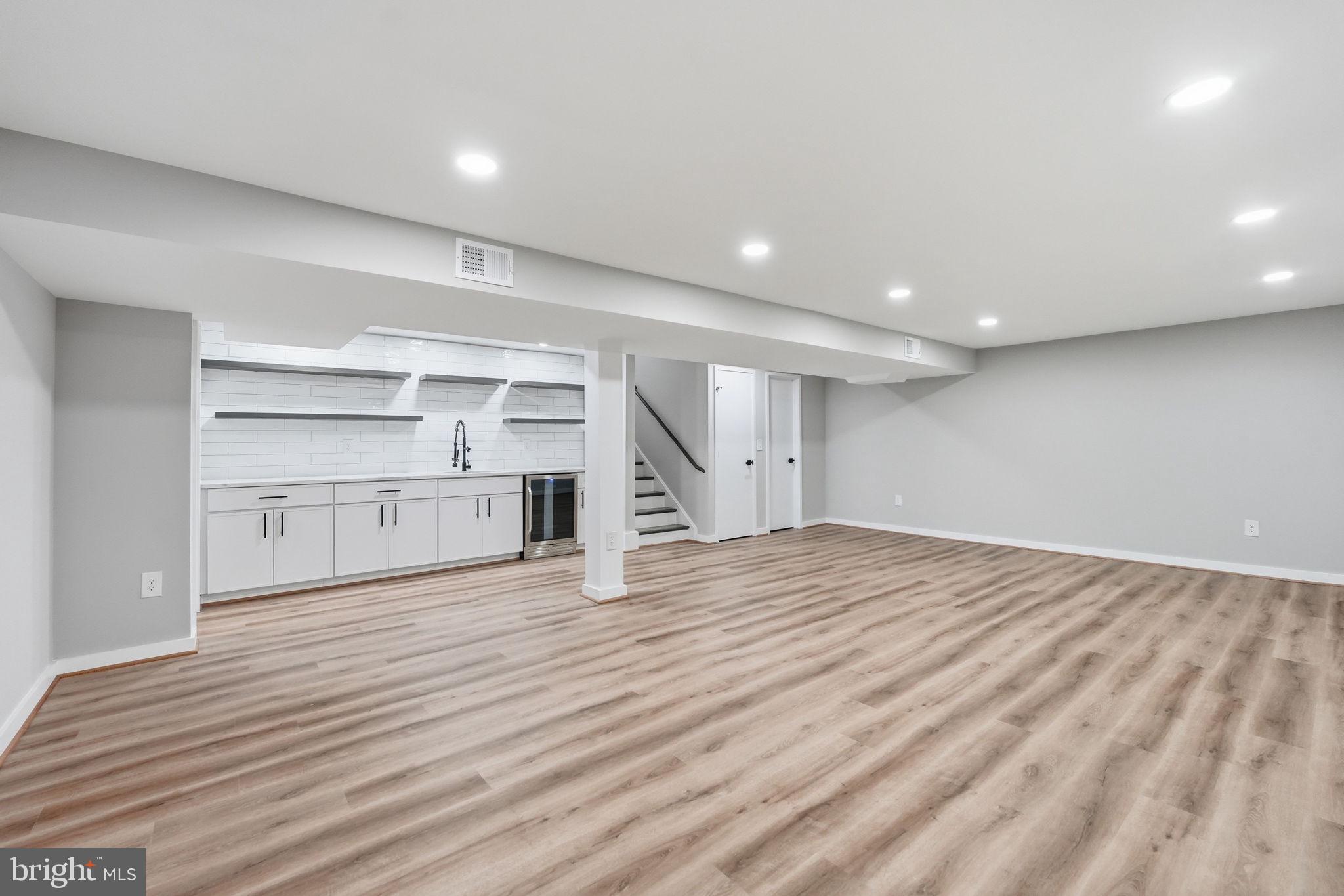 MANTUA WOODS - Residential