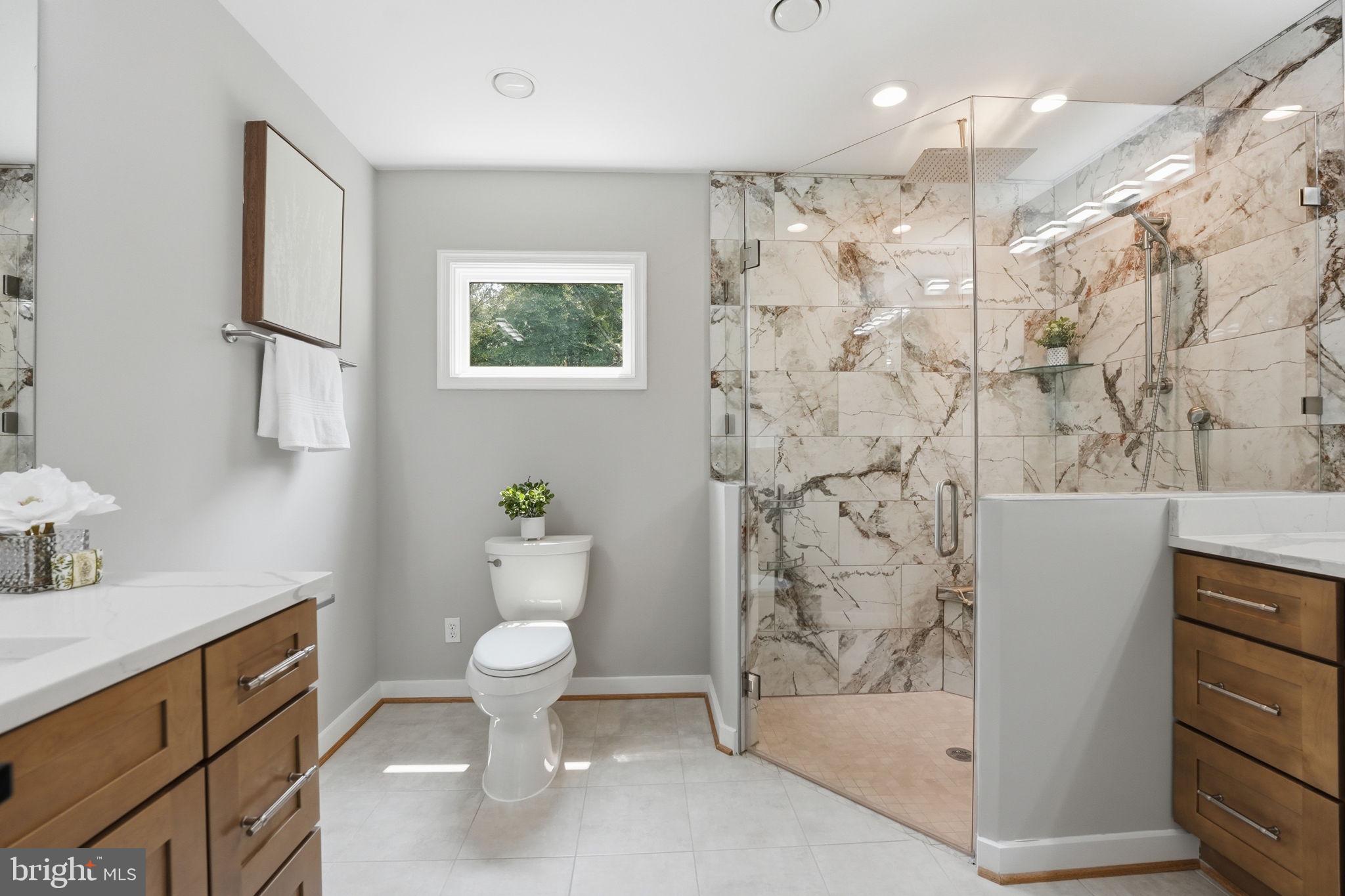 MANTUA WOODS - Residential