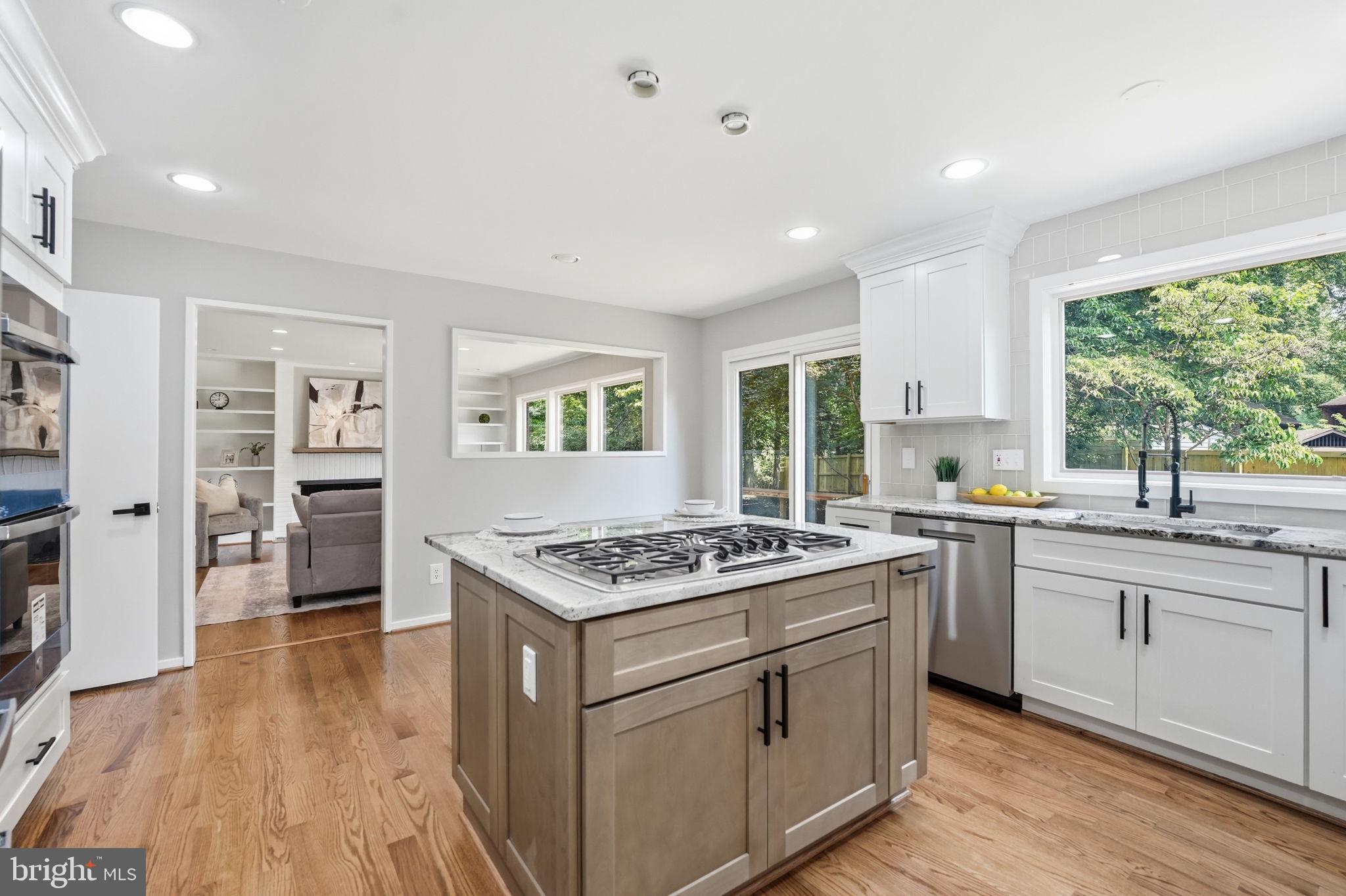 MANTUA WOODS - Residential