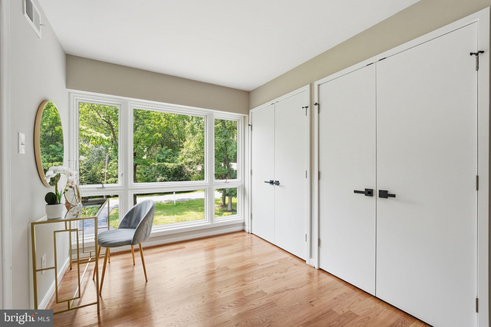 MANTUA WOODS - Residential