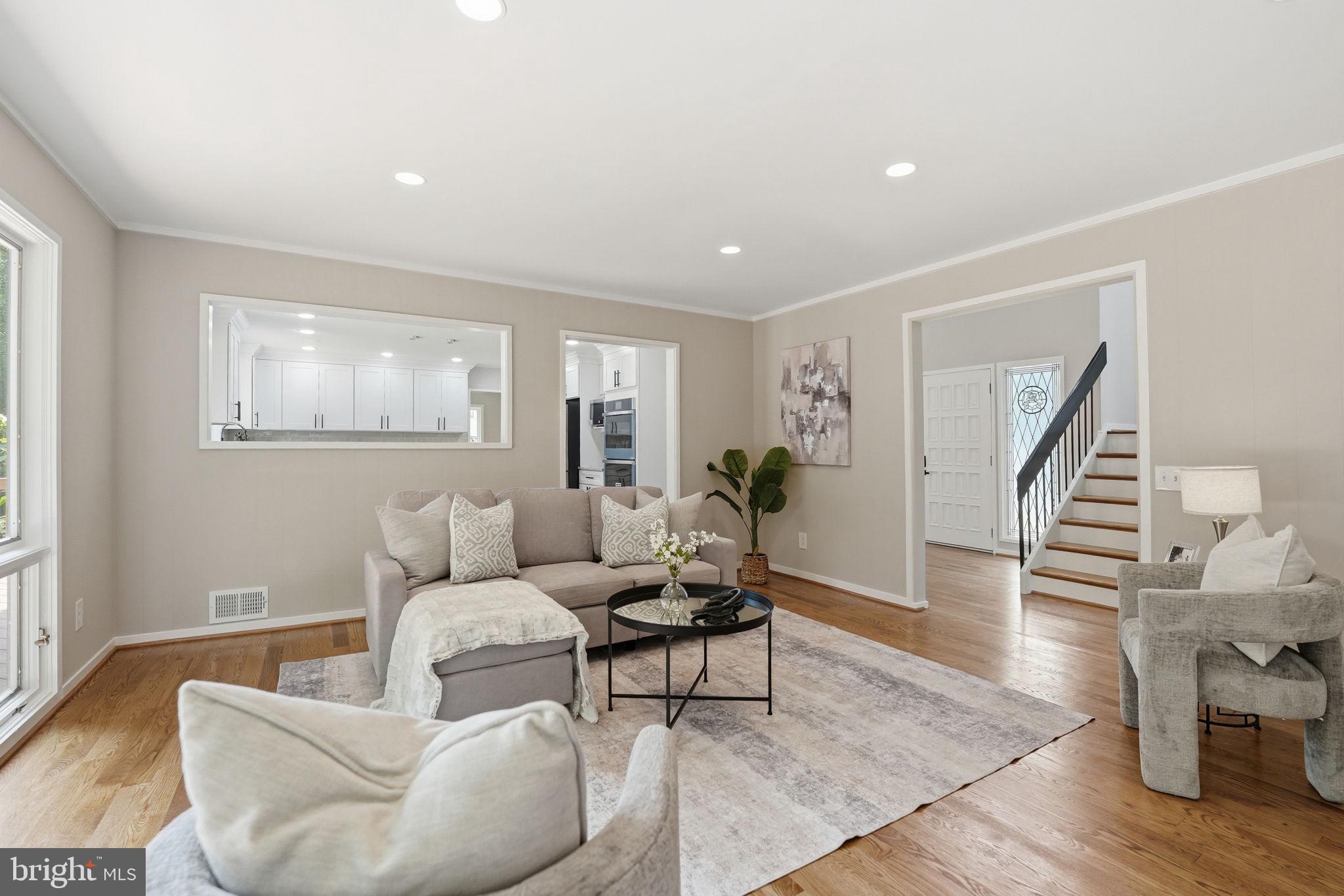 MANTUA WOODS - Residential