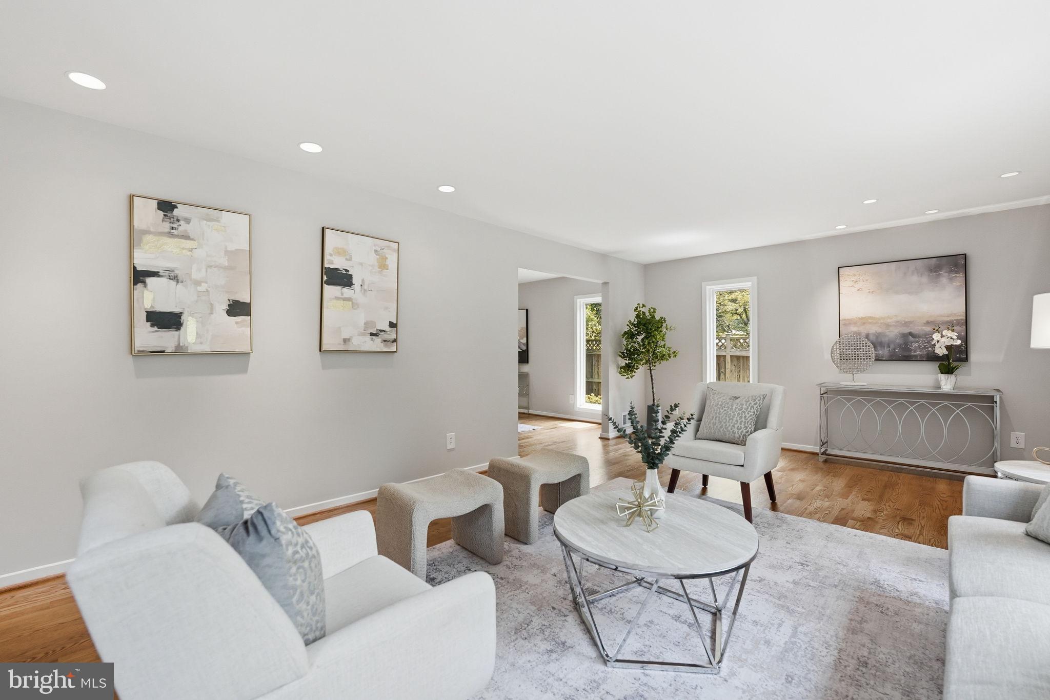 MANTUA WOODS - Residential