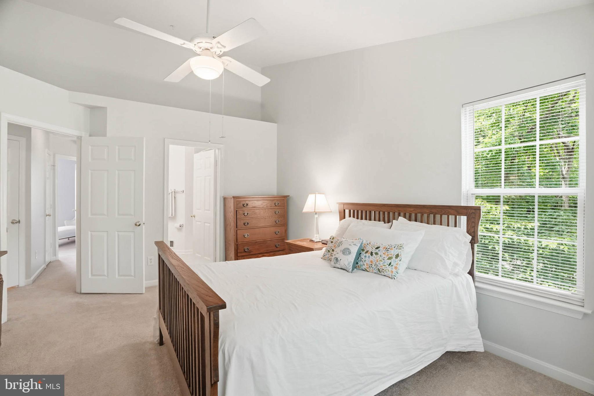 RUSSETT - Residential