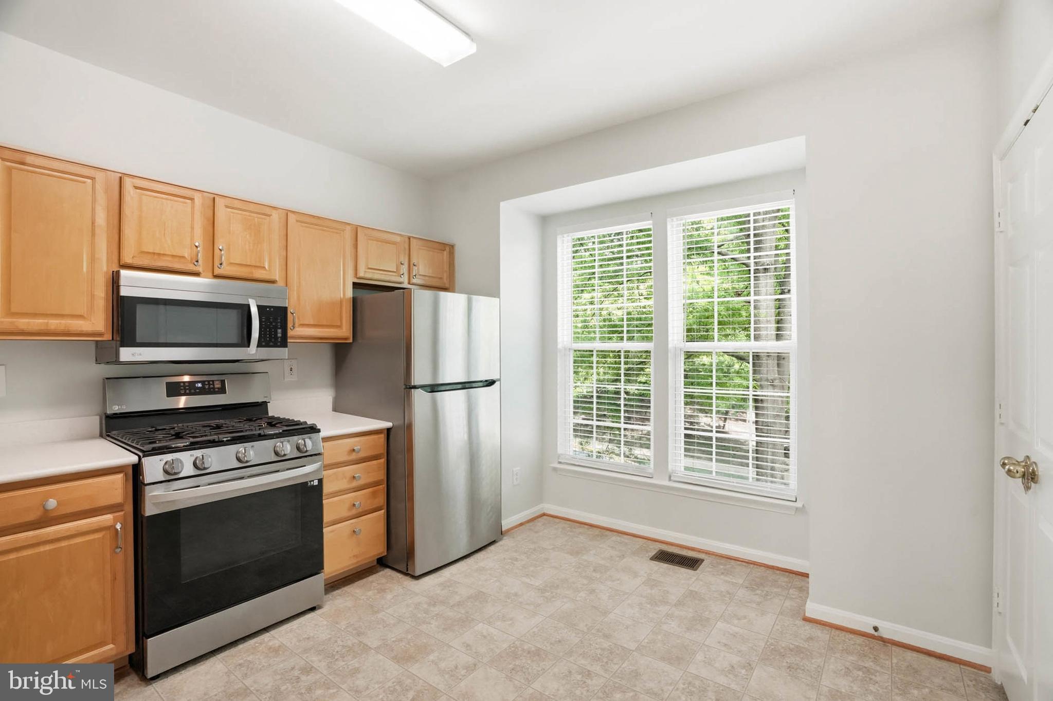 RUSSETT - Residential