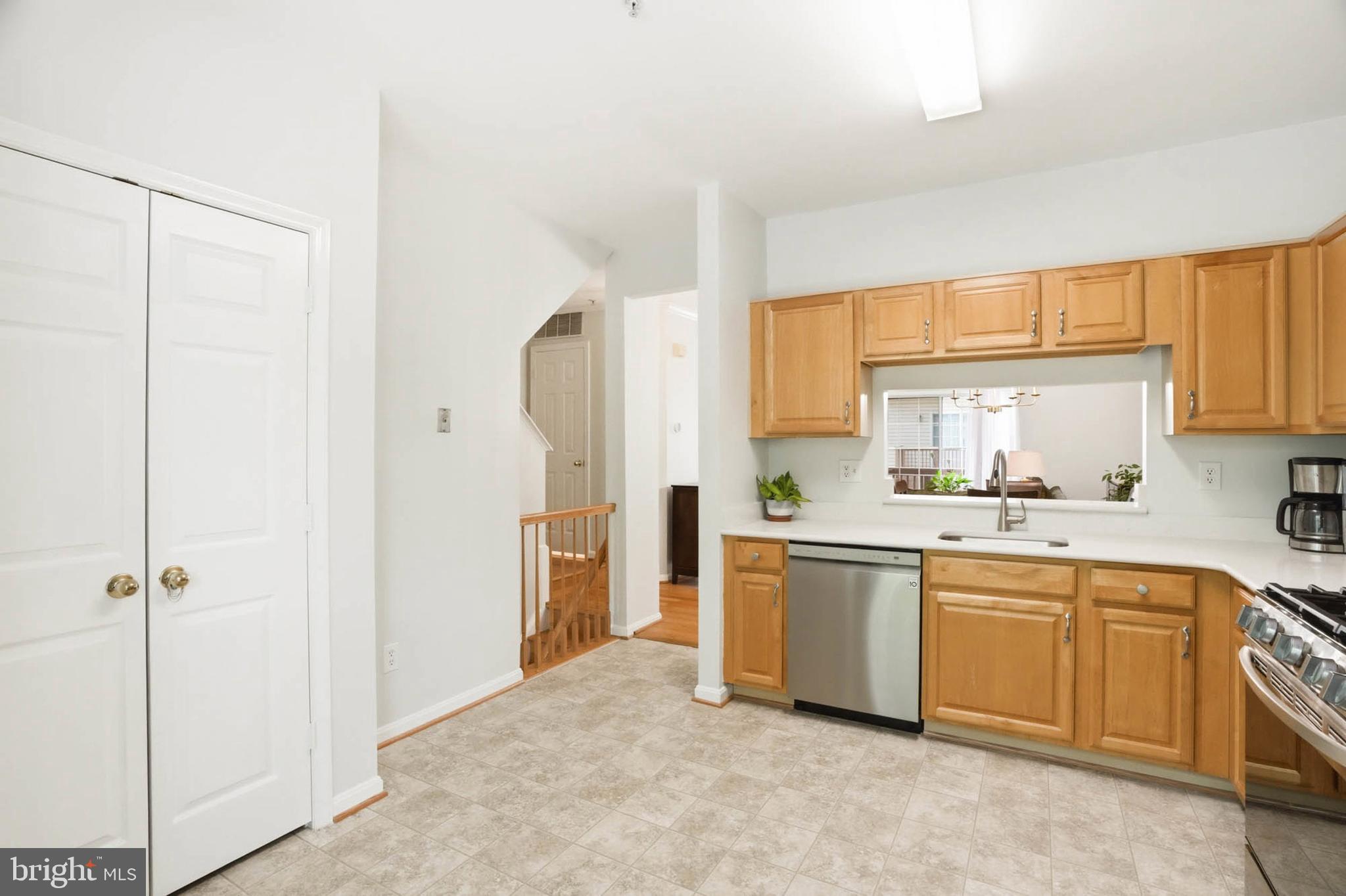 RUSSETT - Residential