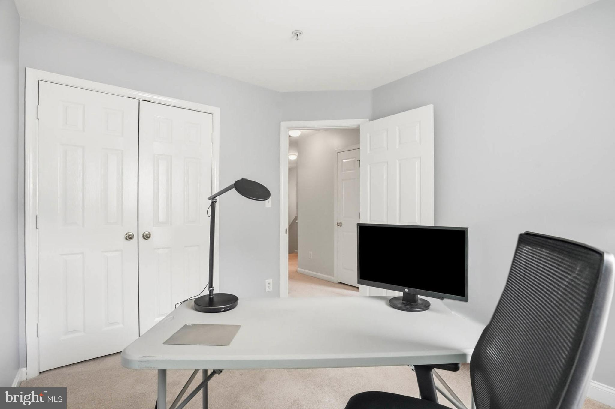 RUSSETT - Residential