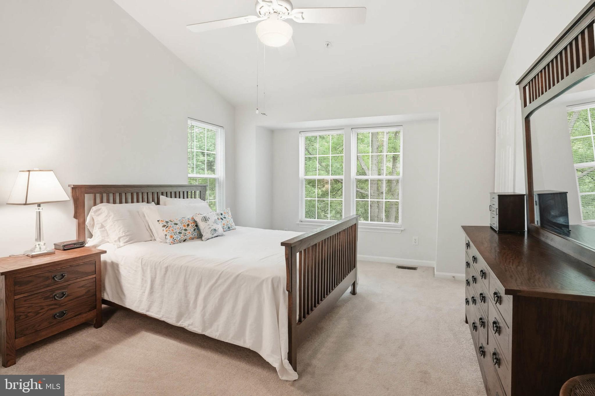RUSSETT - Residential