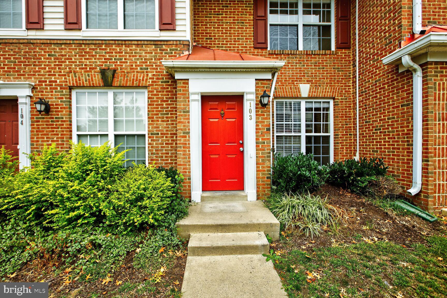 MANORS AT MCNAIR FARMS - Residential