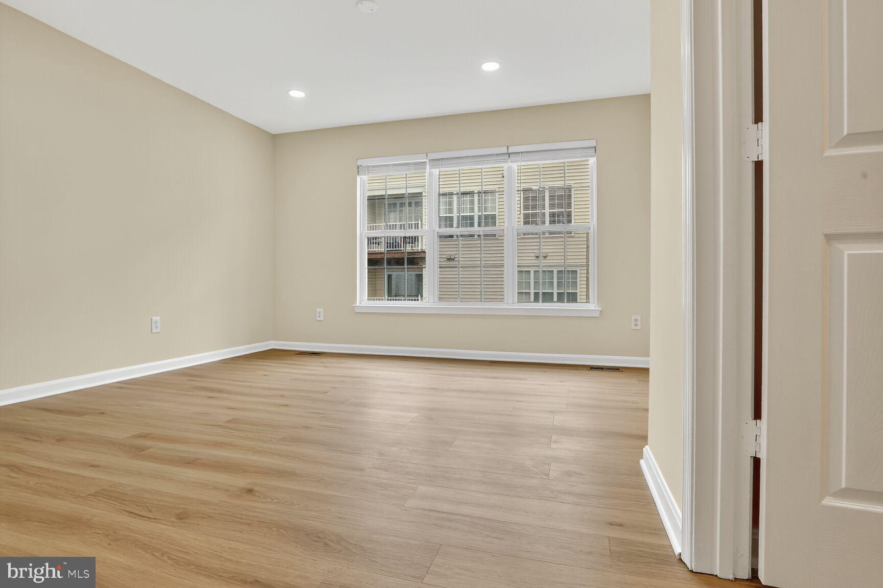 MANORS AT MCNAIR FARMS - Residential