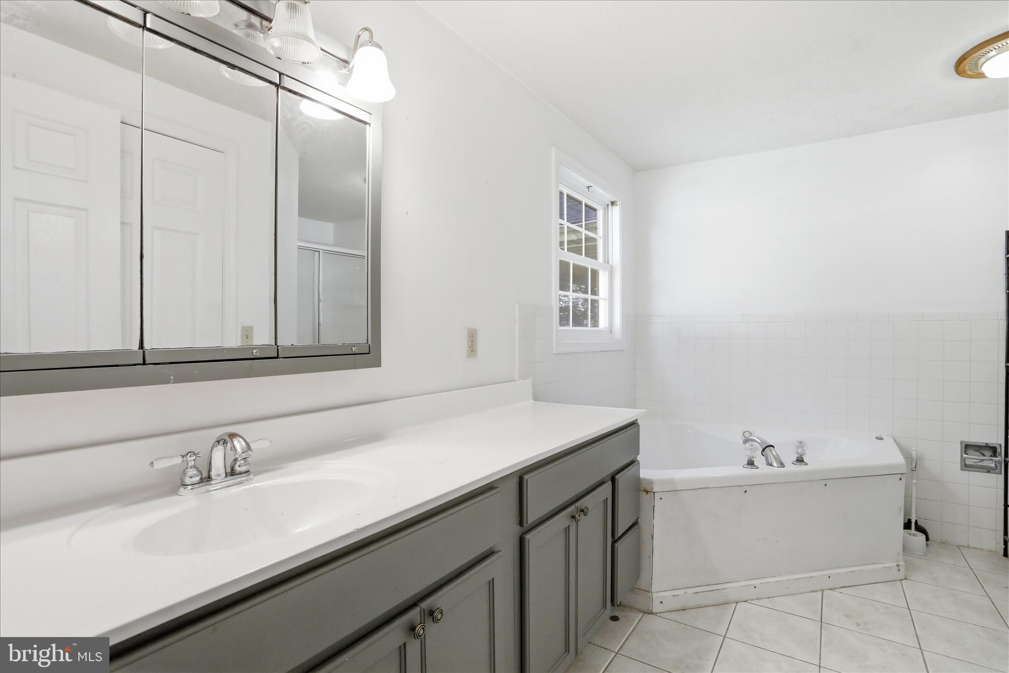 STONY RUN ROAD - Residential