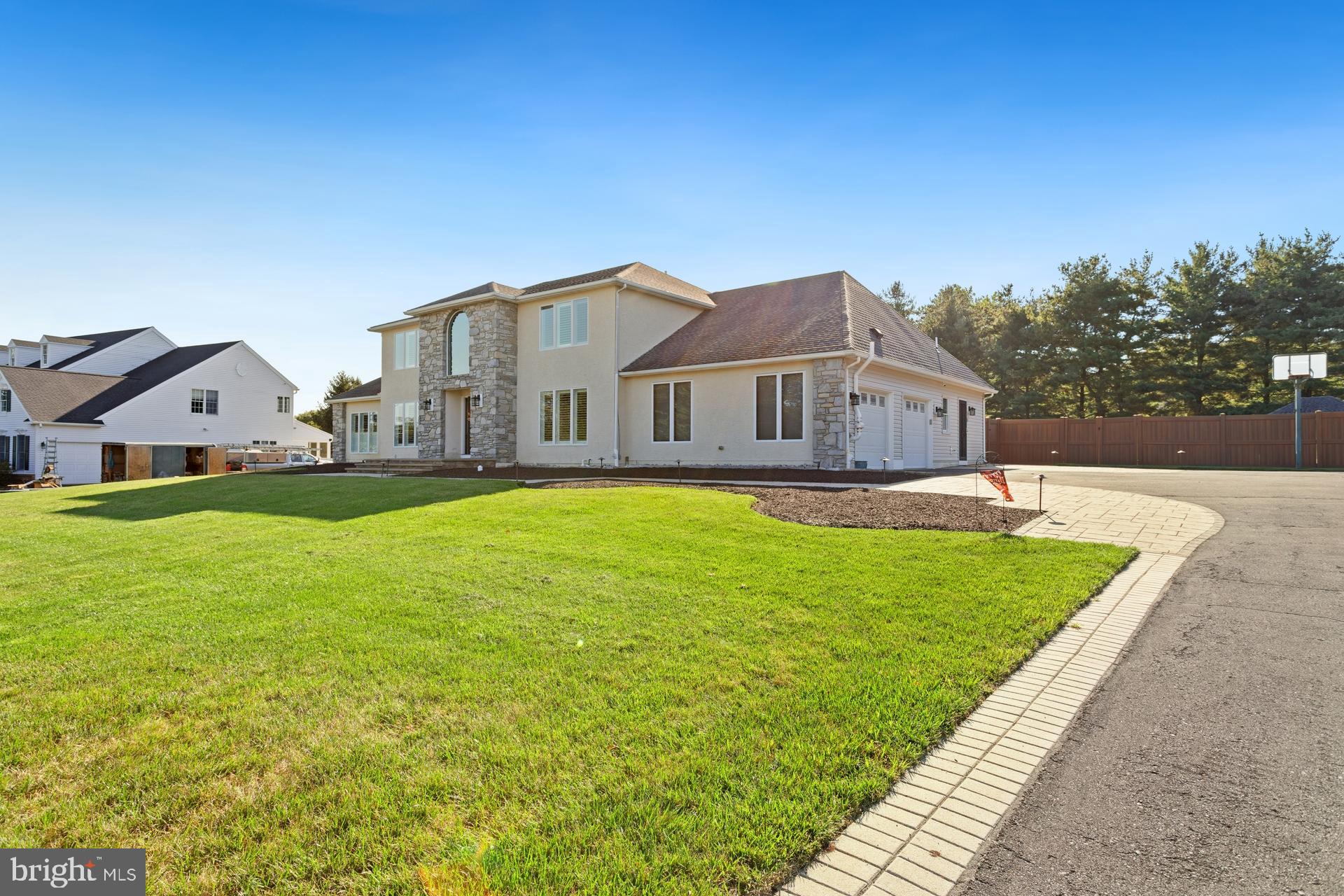 HIGHSPIRE - Residential