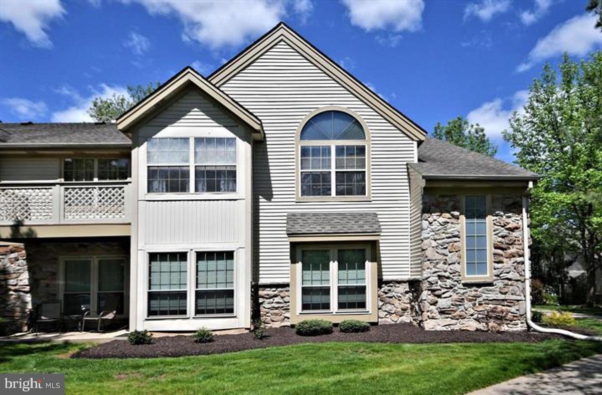 MONTGOMERY BROOK - Residential