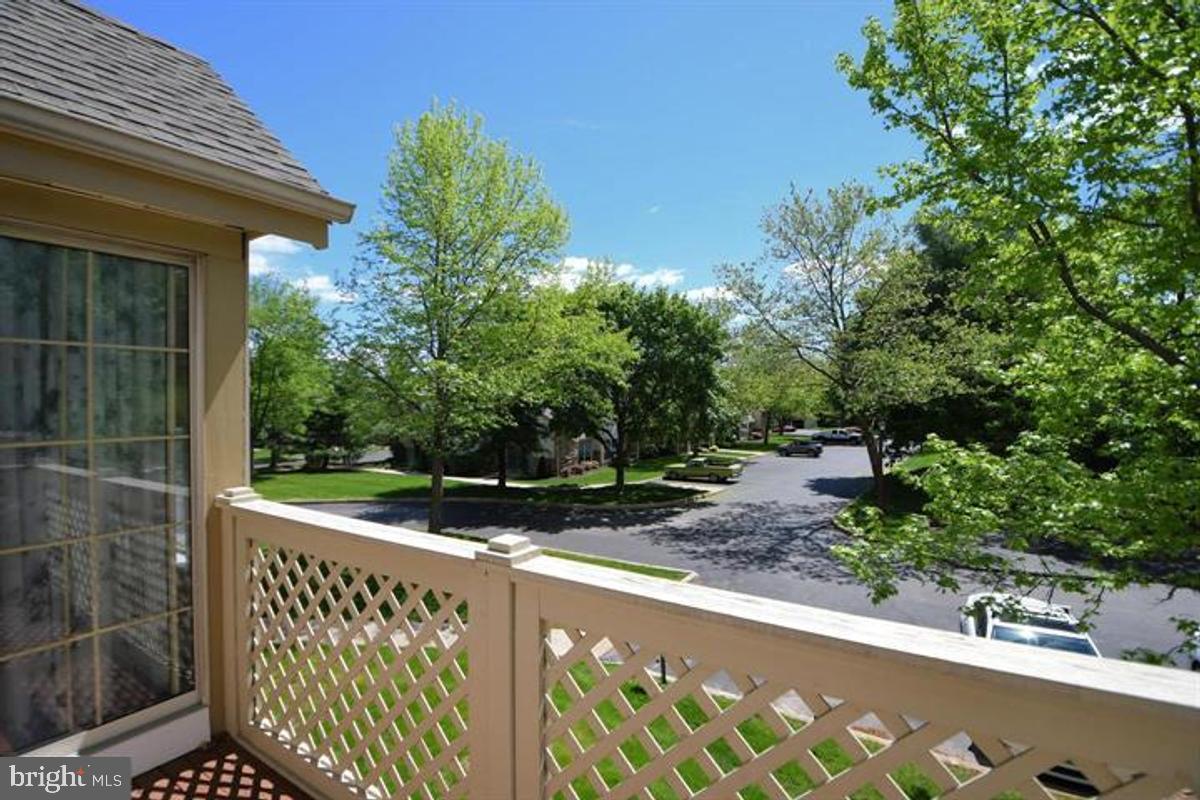MONTGOMERY BROOK - Residential