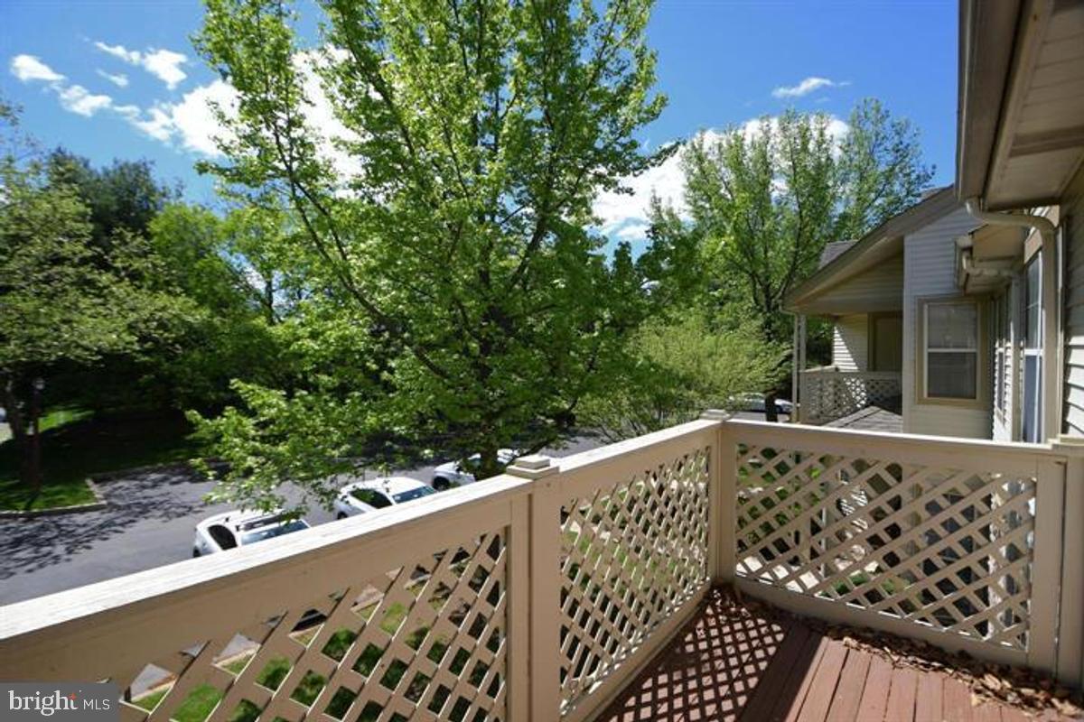 MONTGOMERY BROOK - Residential
