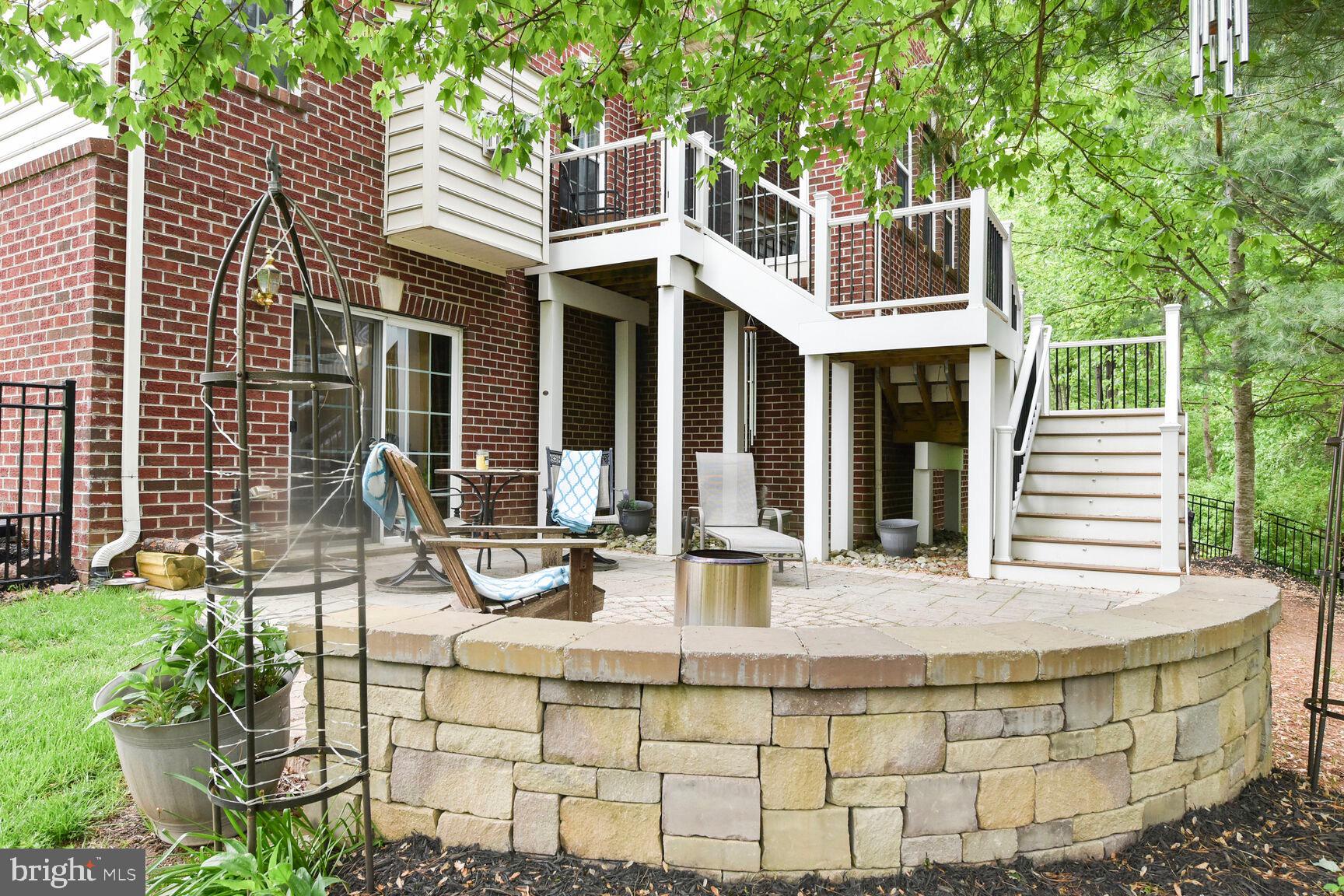 PIEDMONT MEWS - Residential
