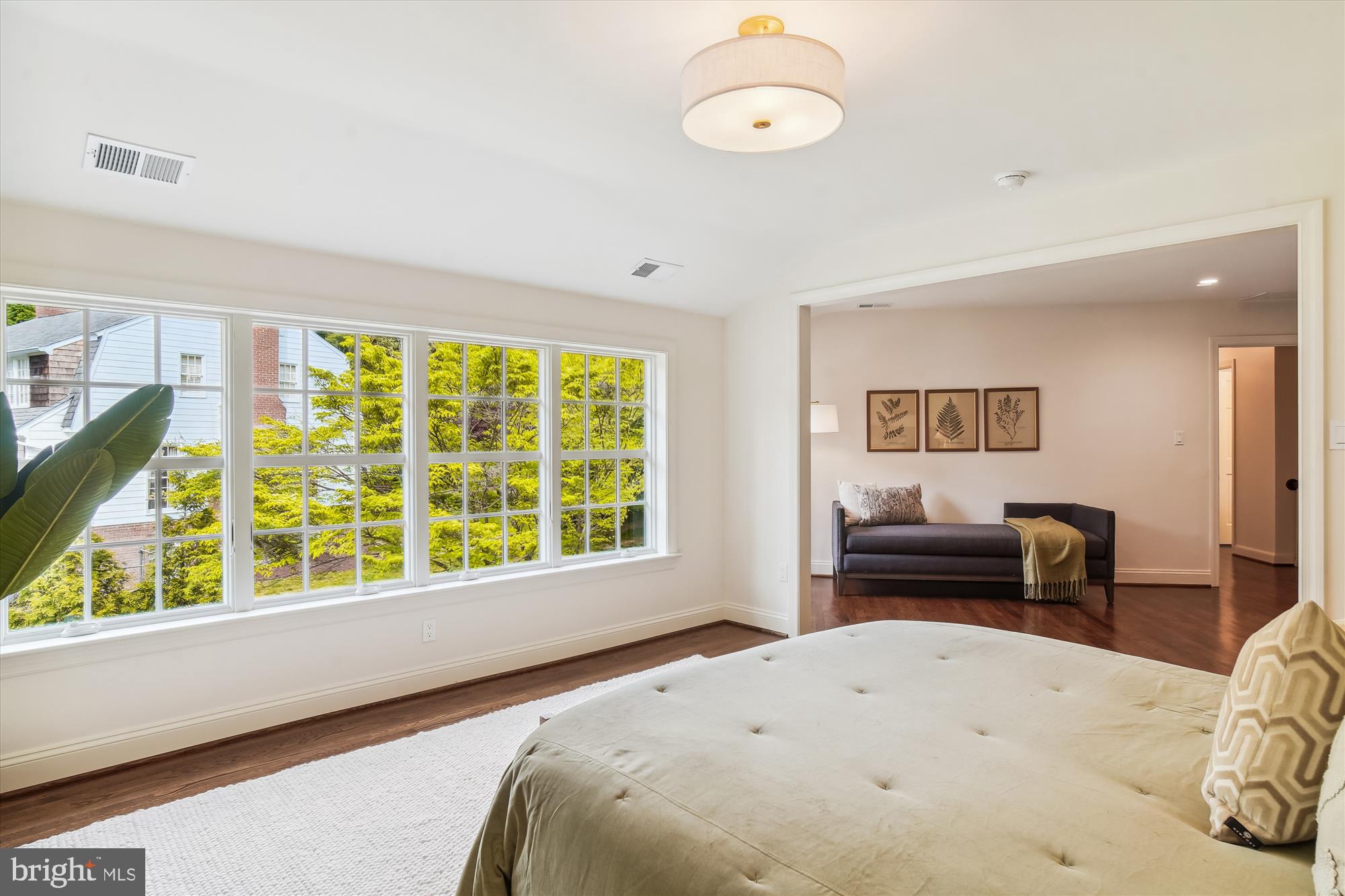 BRADLEY HILLS GROVE - Residential