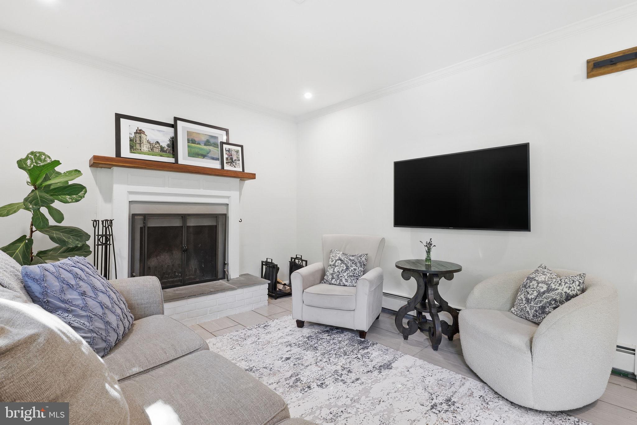 WOODFIELD - Residential