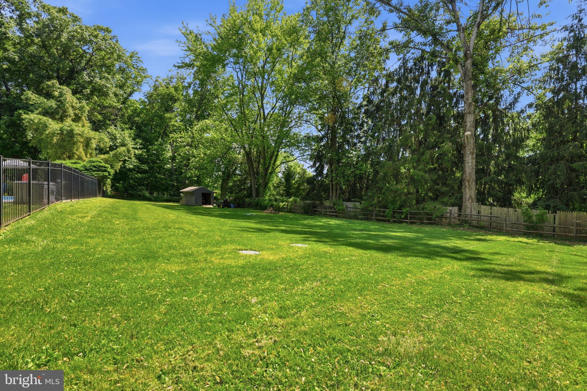 WOODFIELD - Residential