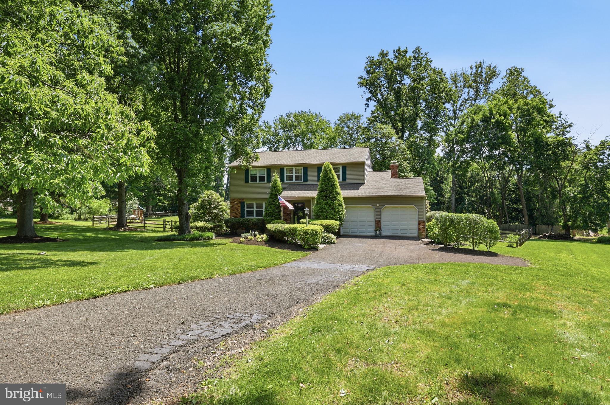 WOODFIELD - Residential
