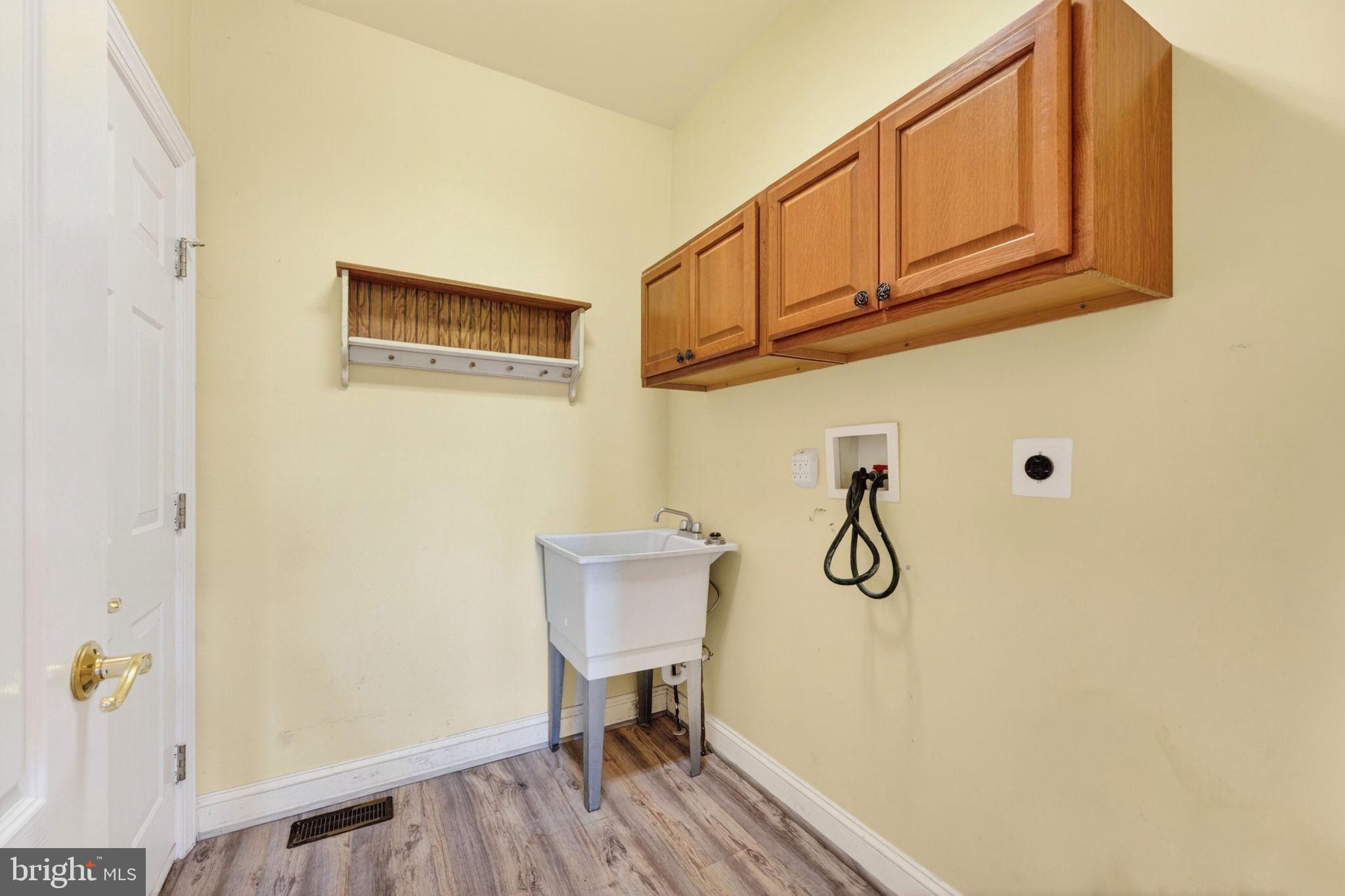 TRADITIONS AT INNI - Residential