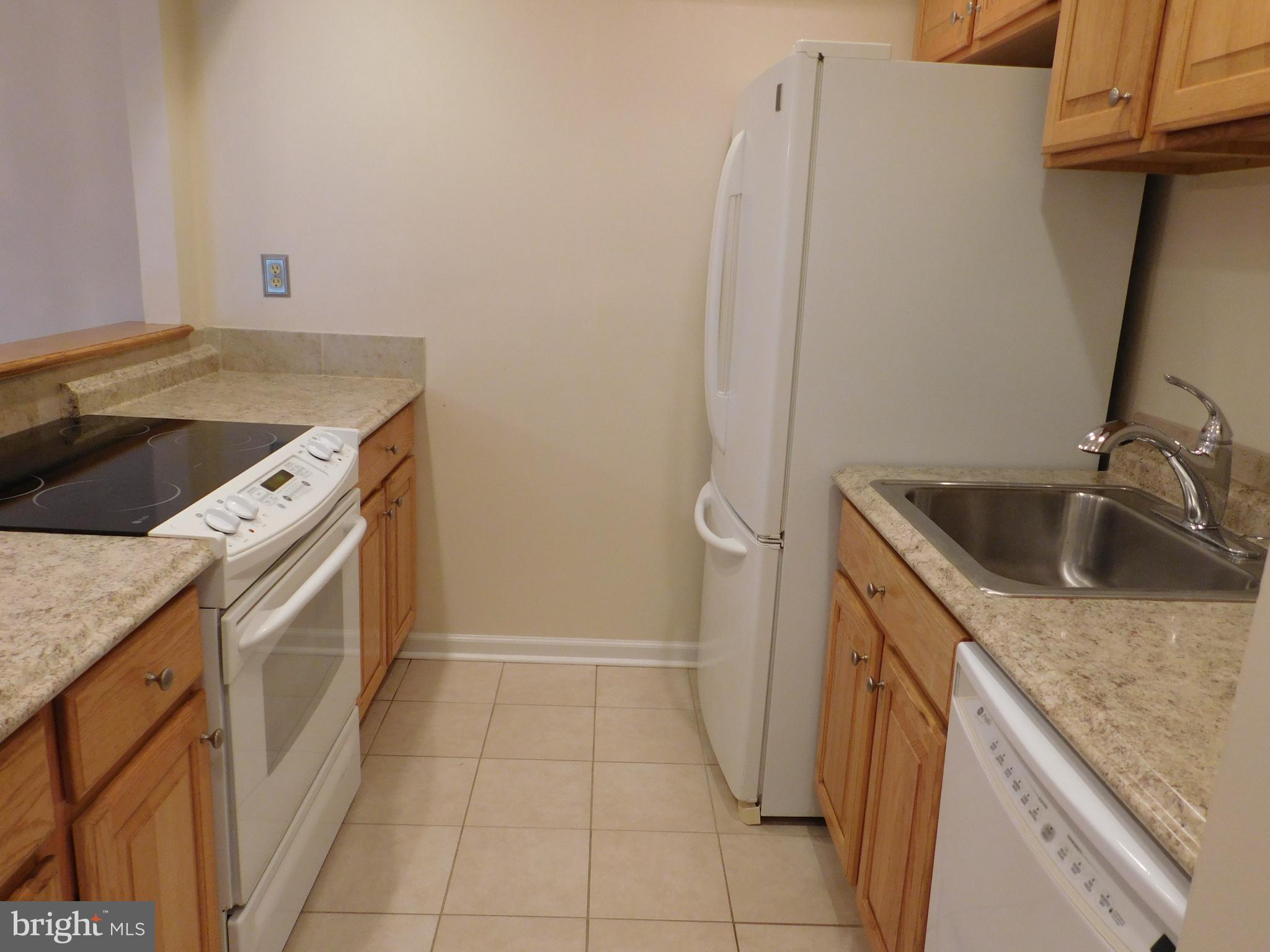 BURKE COVE - Residential Lease