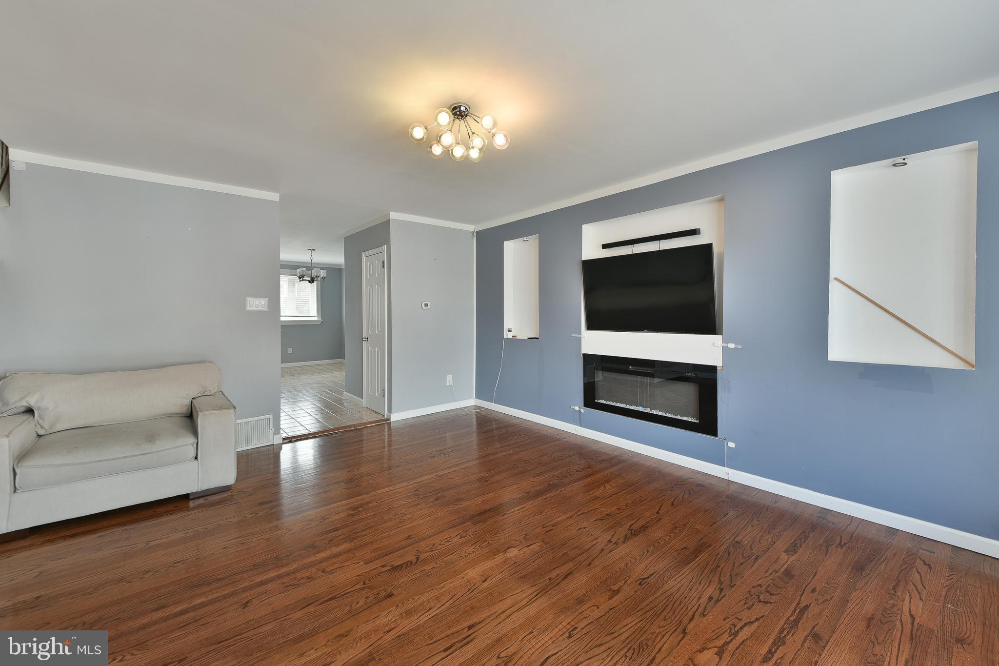 PHILADELPHIA - Residential