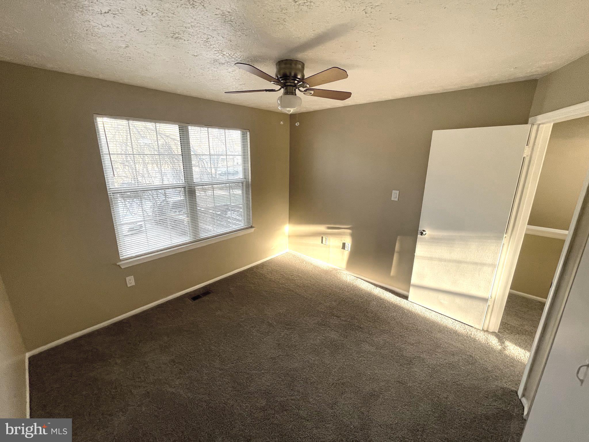 LANCASTER - Residential