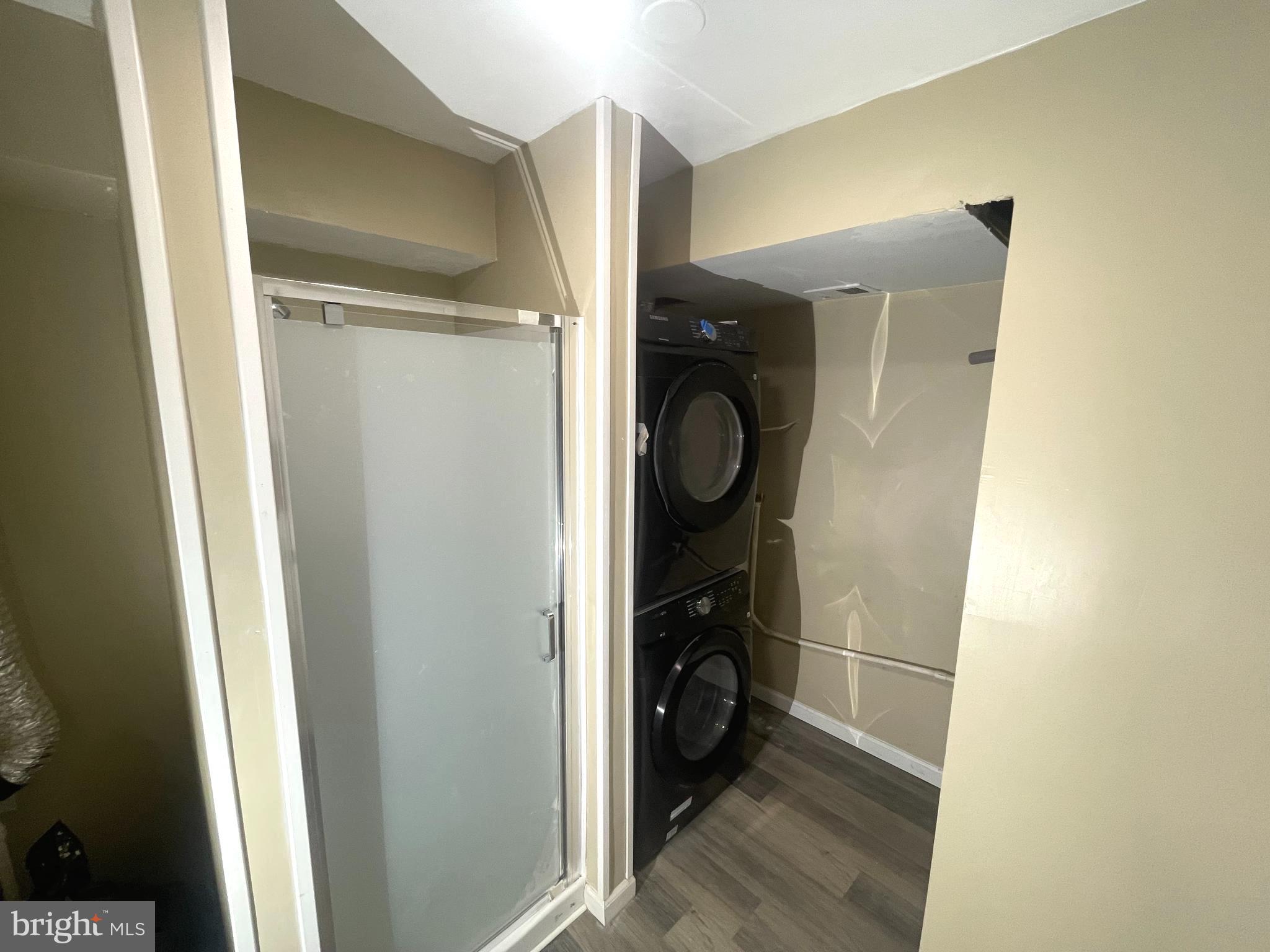 LANCASTER - Residential
