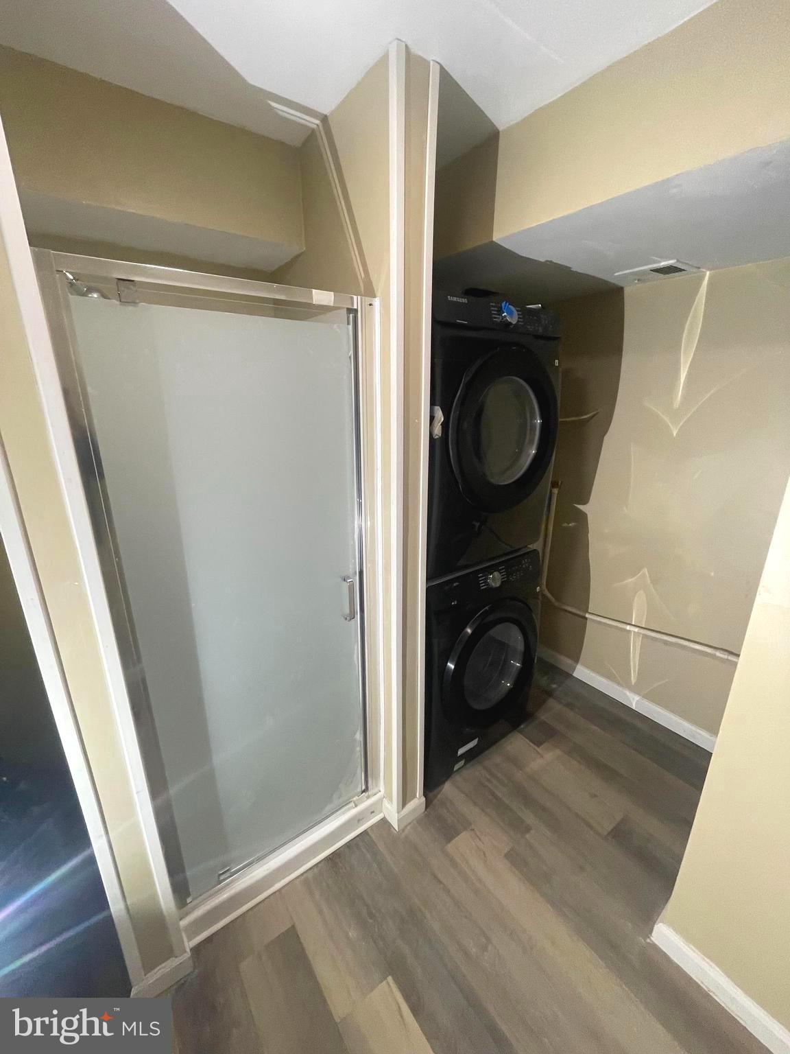 LANCASTER - Residential