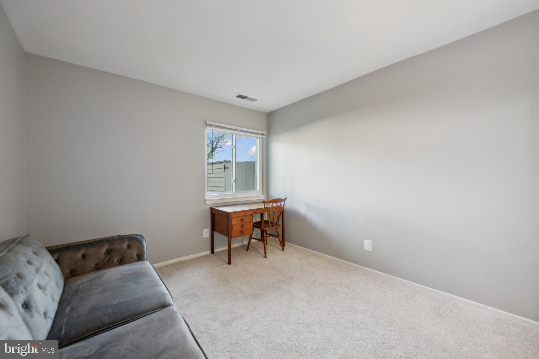 THOMAS CHOICE - Residential