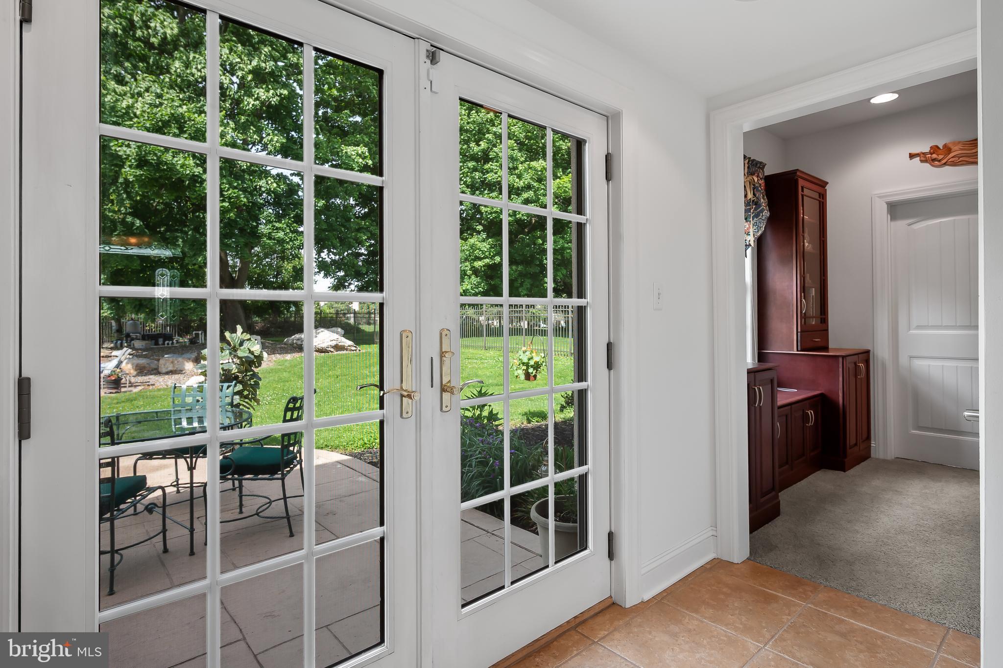 WOODSIDE ESTATES - Residential