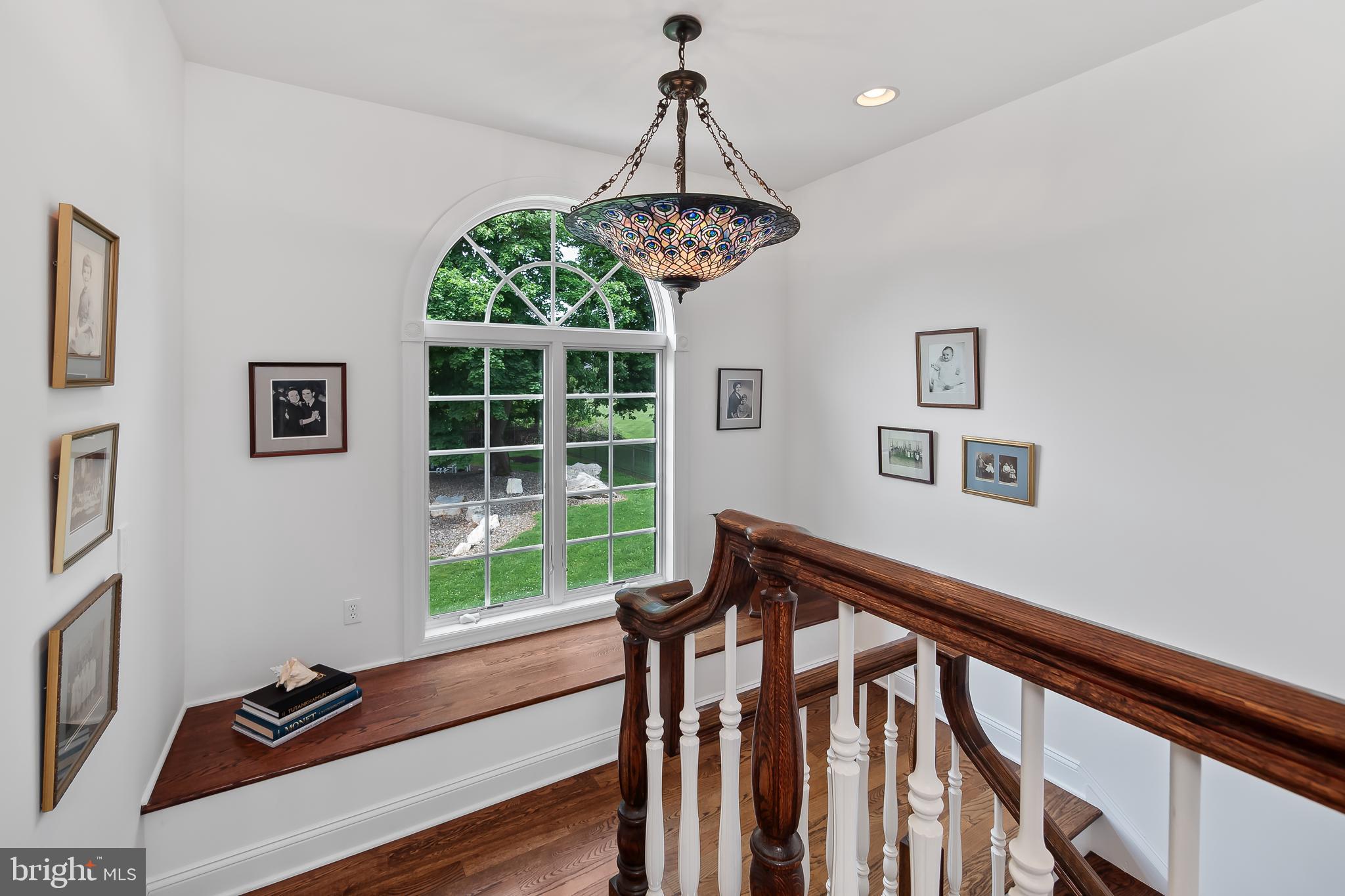 WOODSIDE ESTATES - Residential