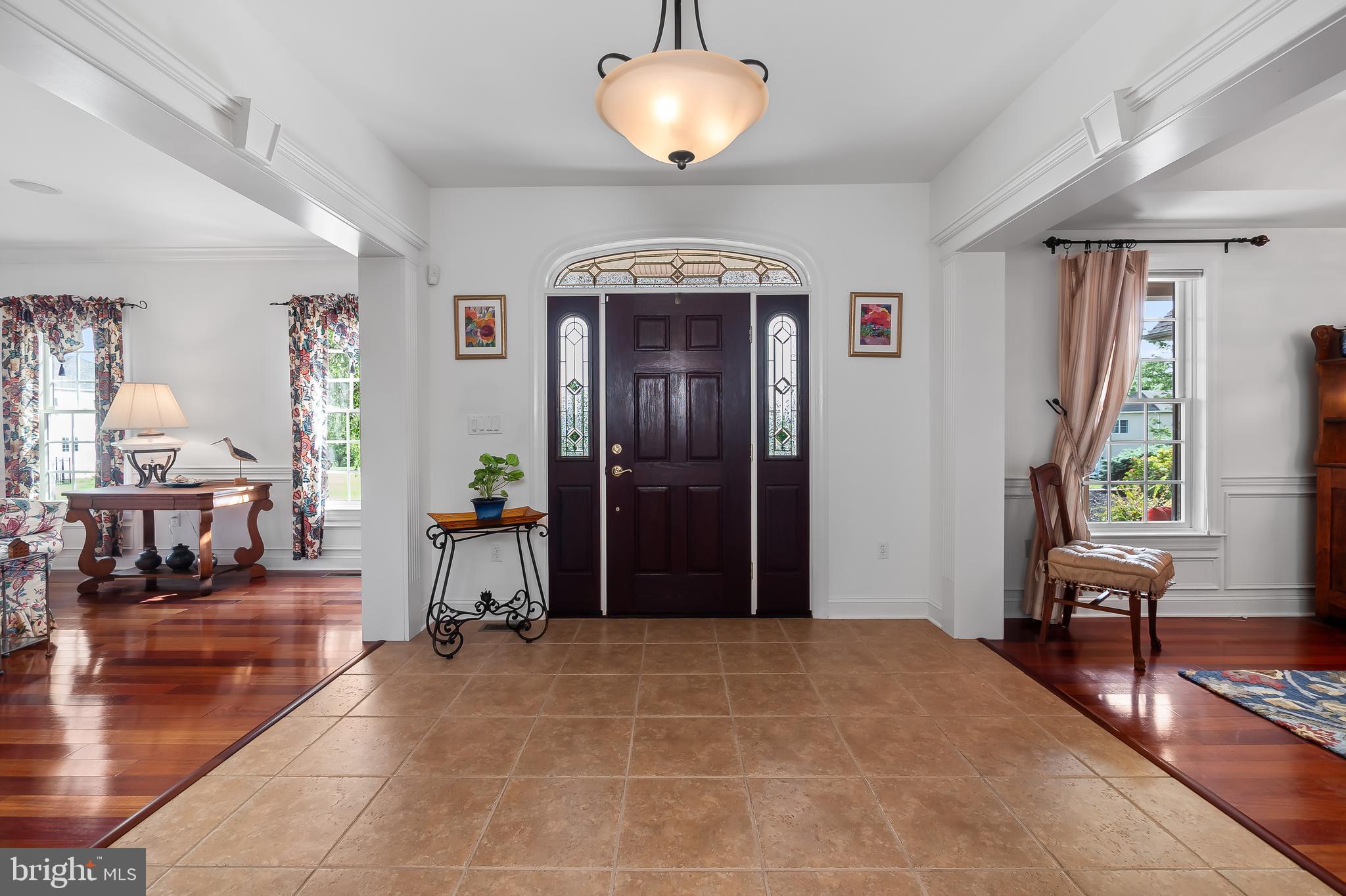 WOODSIDE ESTATES - Residential