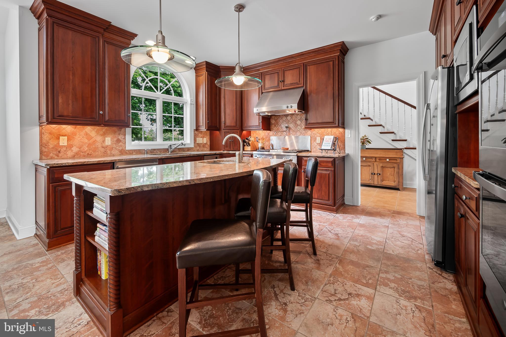 WOODSIDE ESTATES - Residential